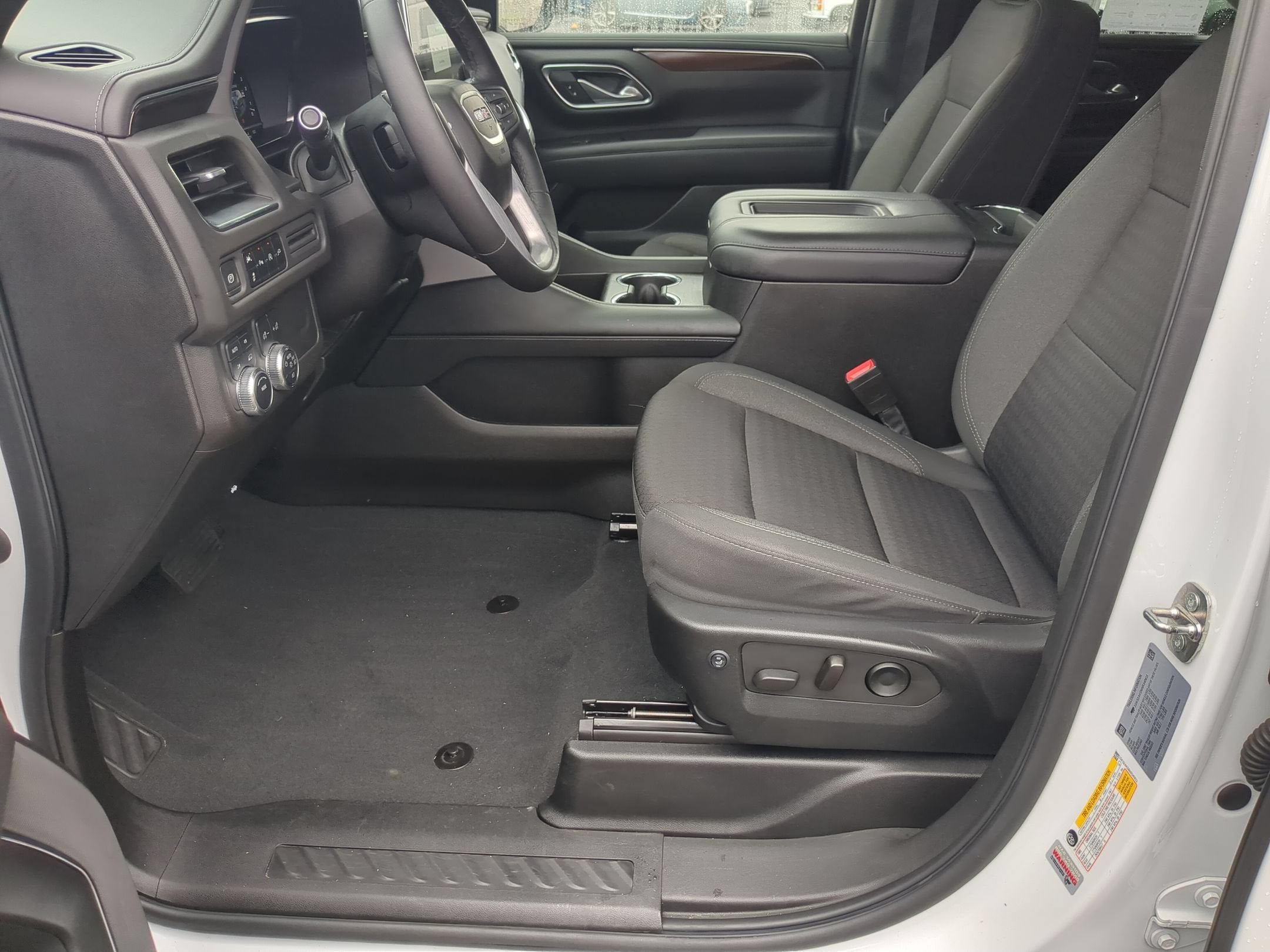 2022 GMC Yukon SLE