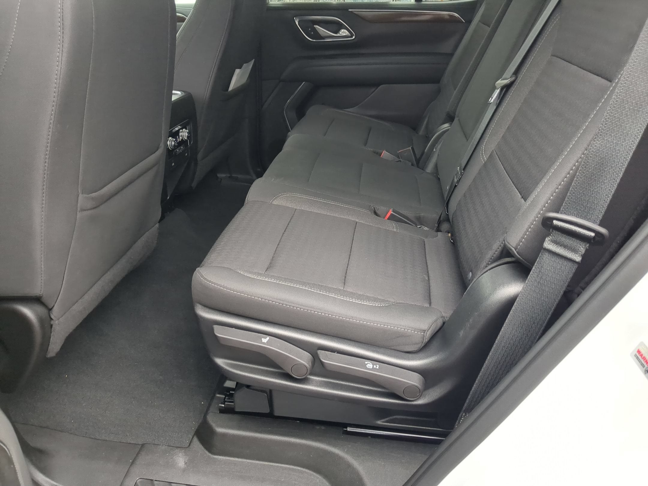 2022 GMC Yukon SLE