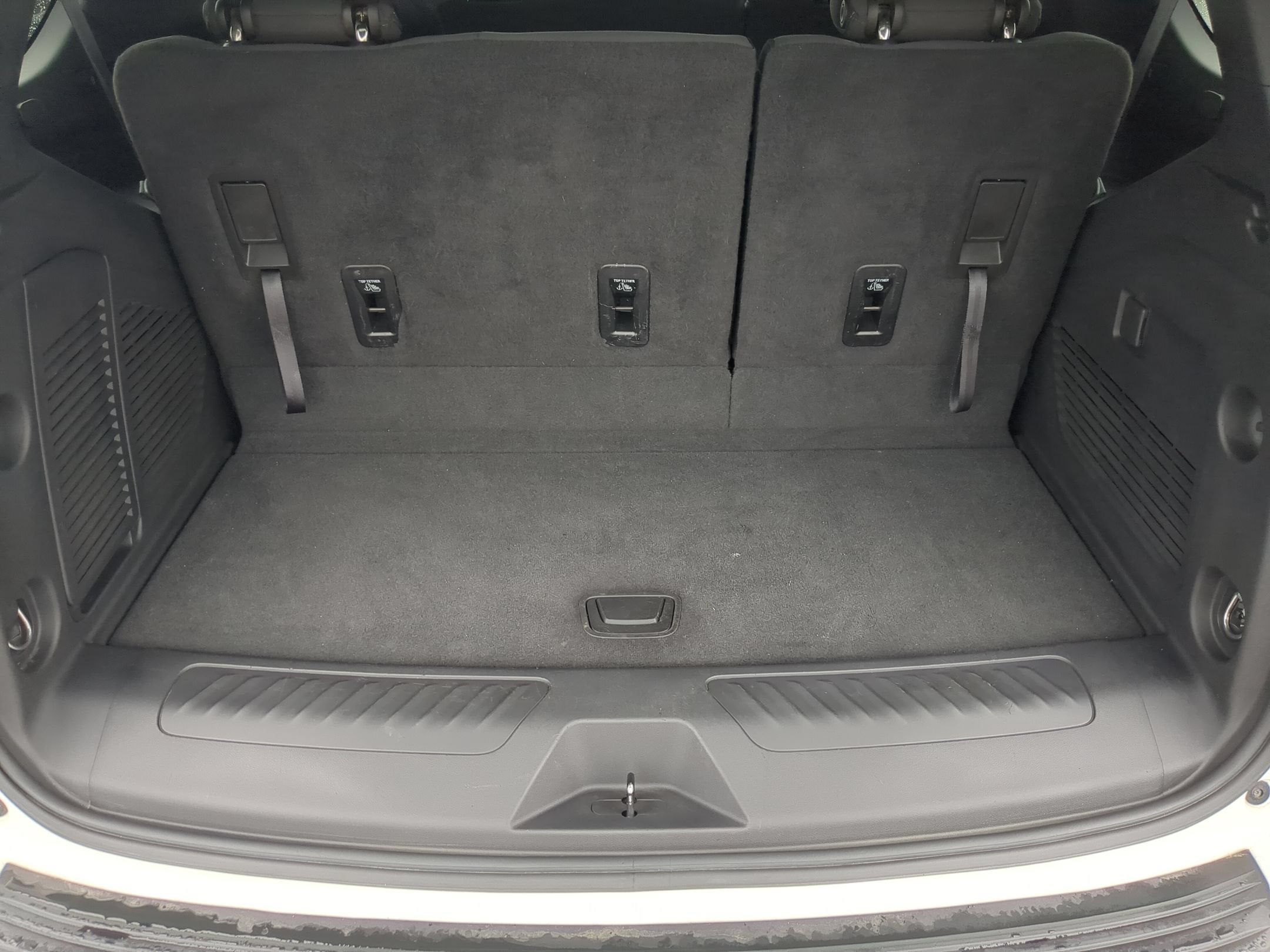 2022 GMC Yukon SLE