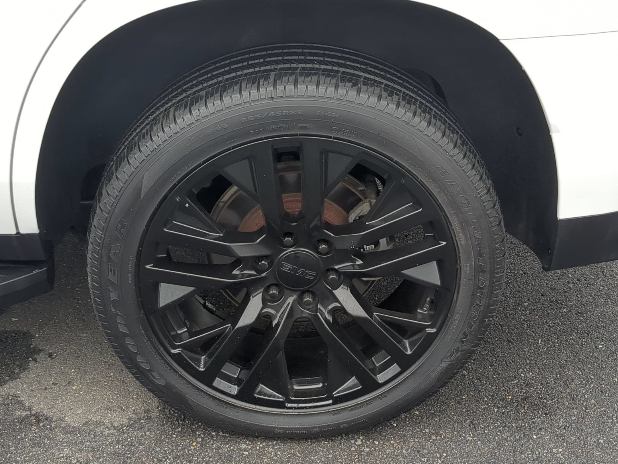 2022 GMC Yukon SLE