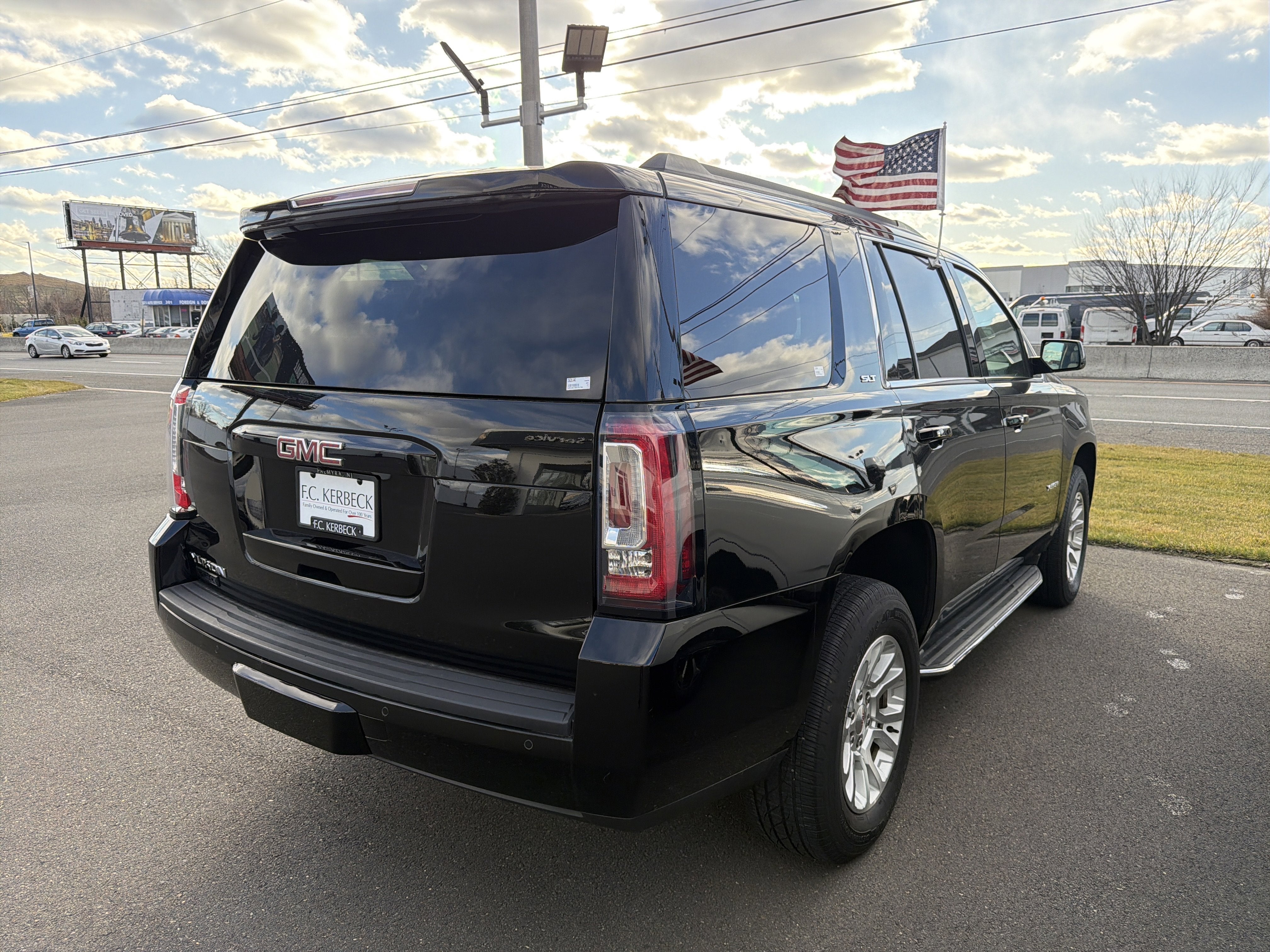 2019 GMC Yukon SLT