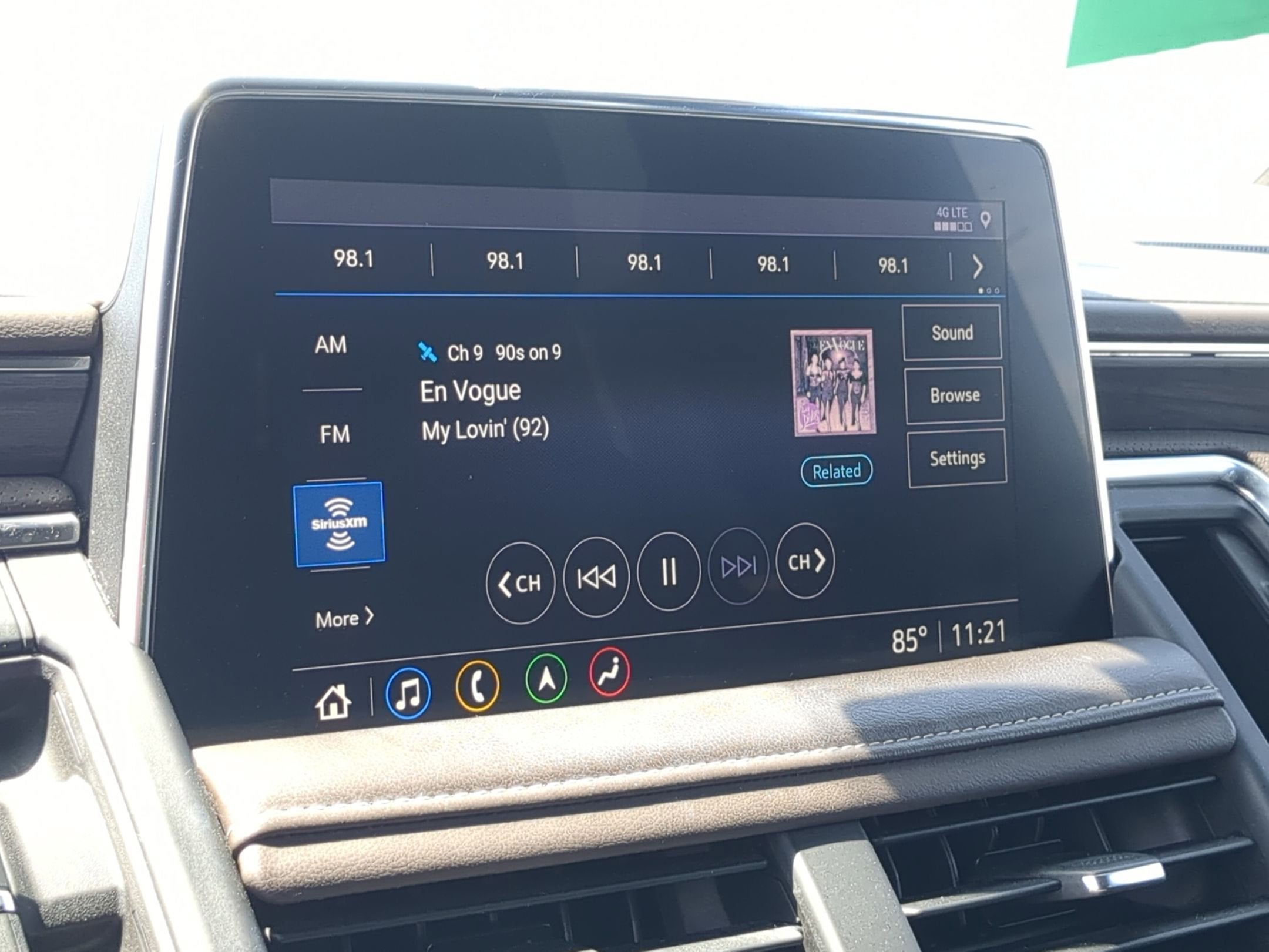 2021 GMC Yukon SLT