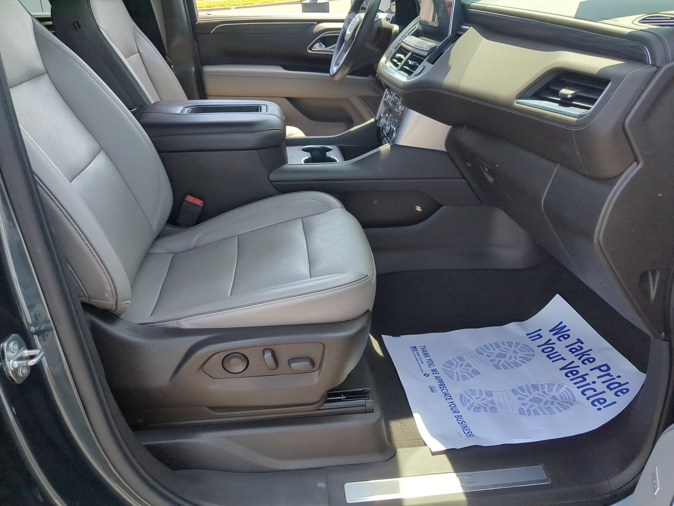 2021 GMC Yukon SLT