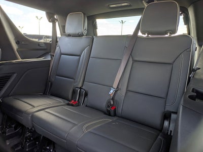 2025 GMC Yukon Elevation