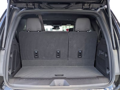 2025 GMC Yukon Elevation