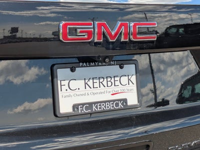 2025 GMC Yukon Elevation