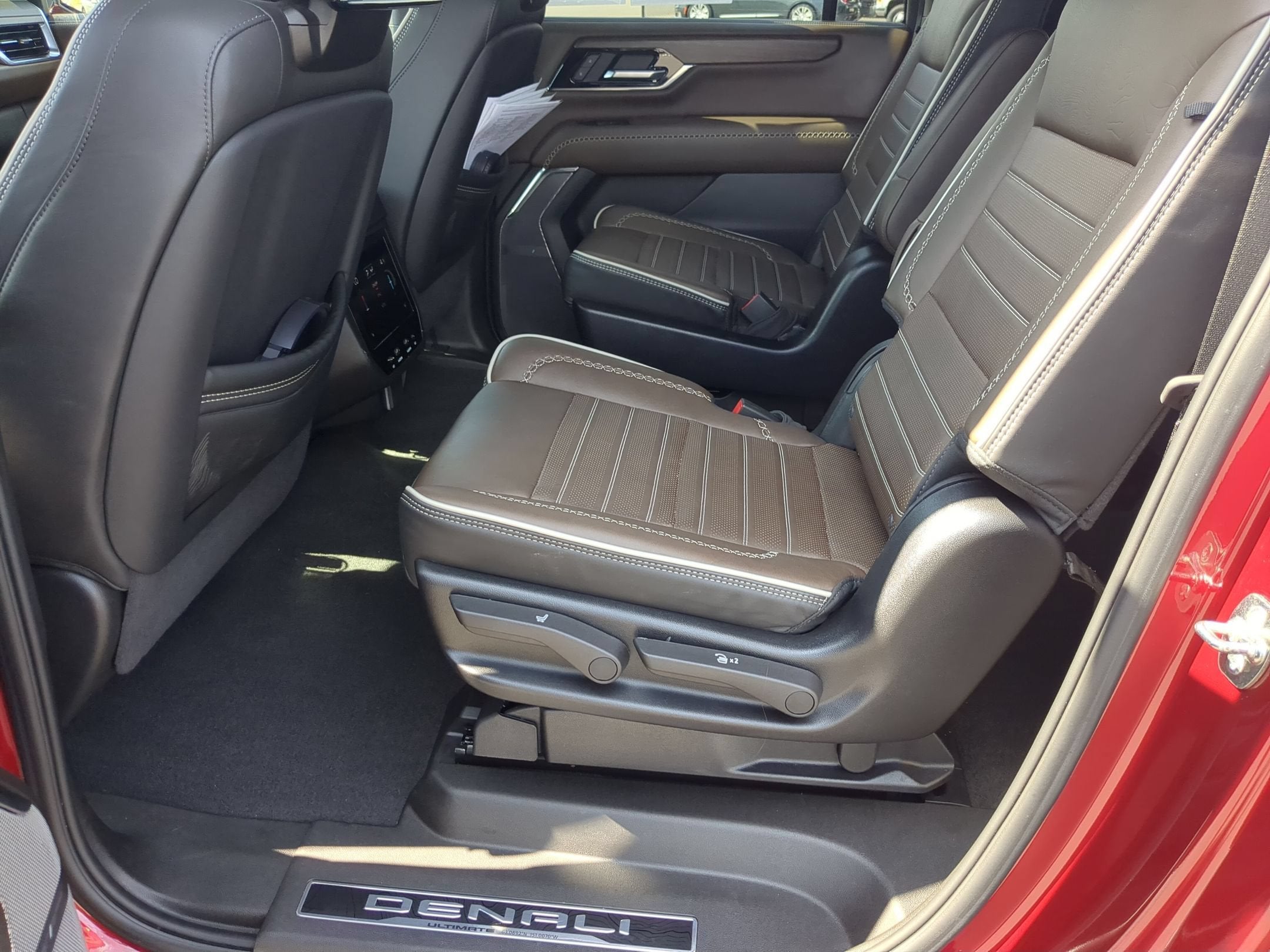 2025 GMC Yukon XL Denali Ultimate