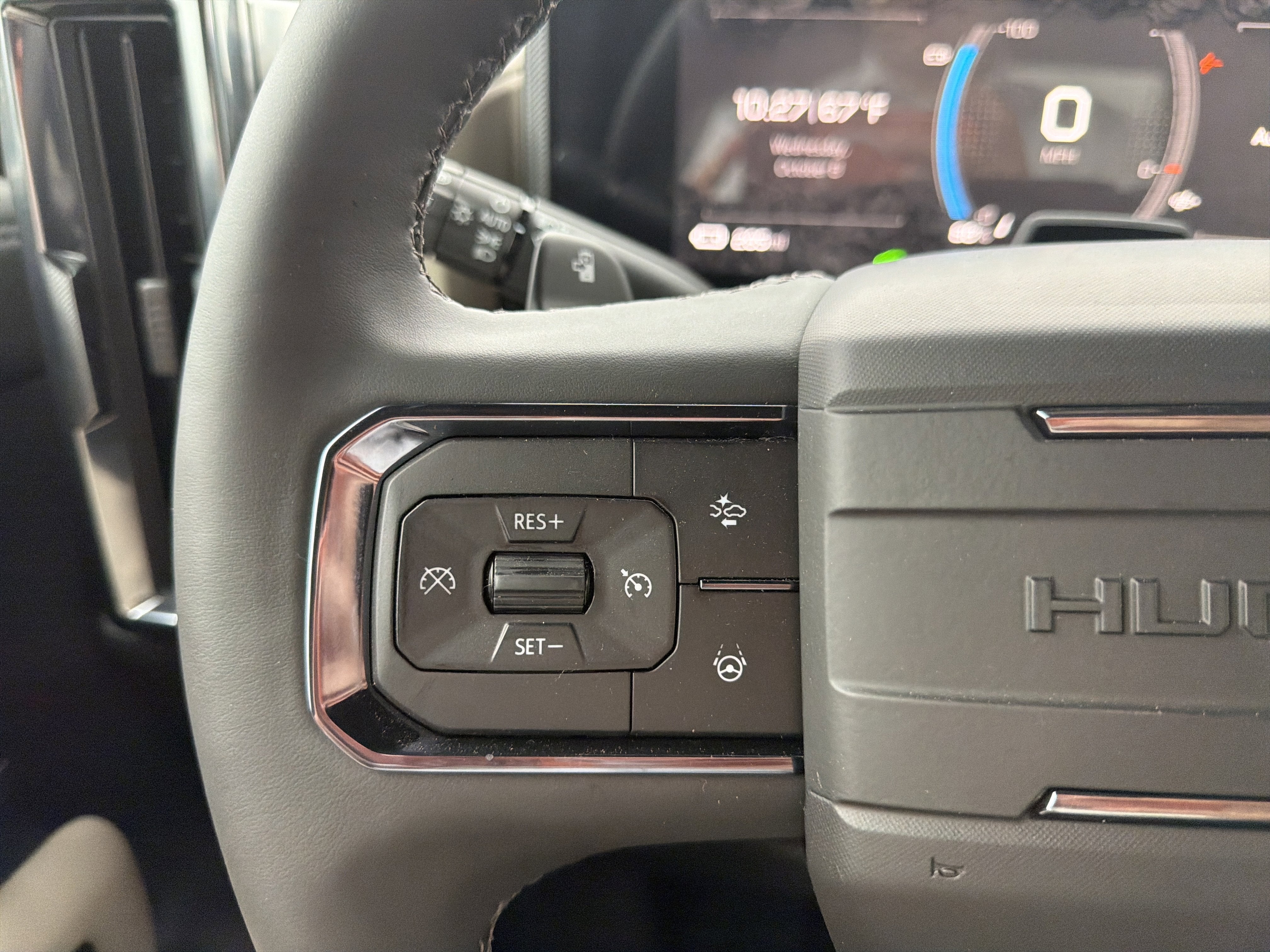 2026 GMC HUMMER EV SUV 2X