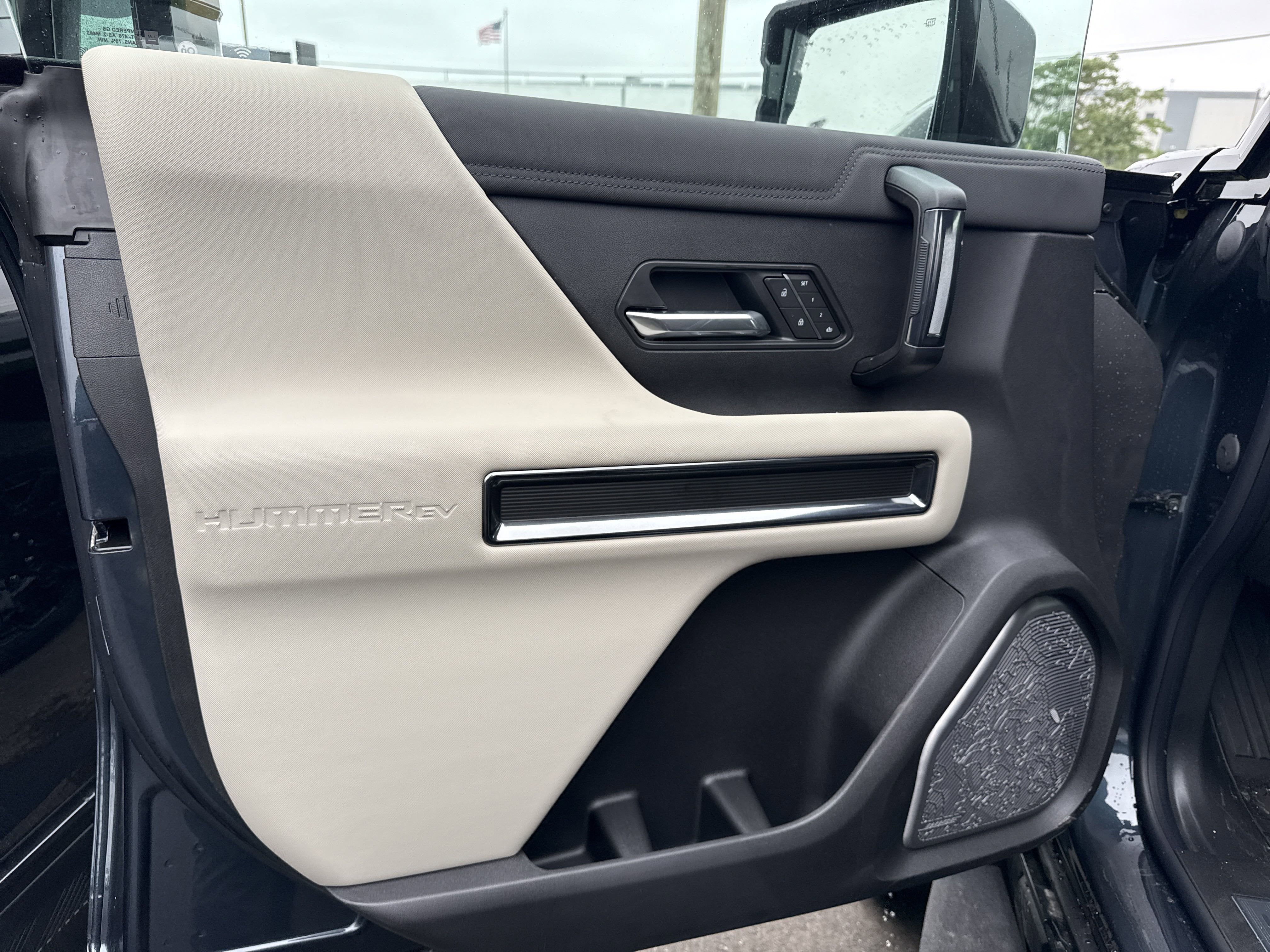 2026 GMC HUMMER EV SUV 2X