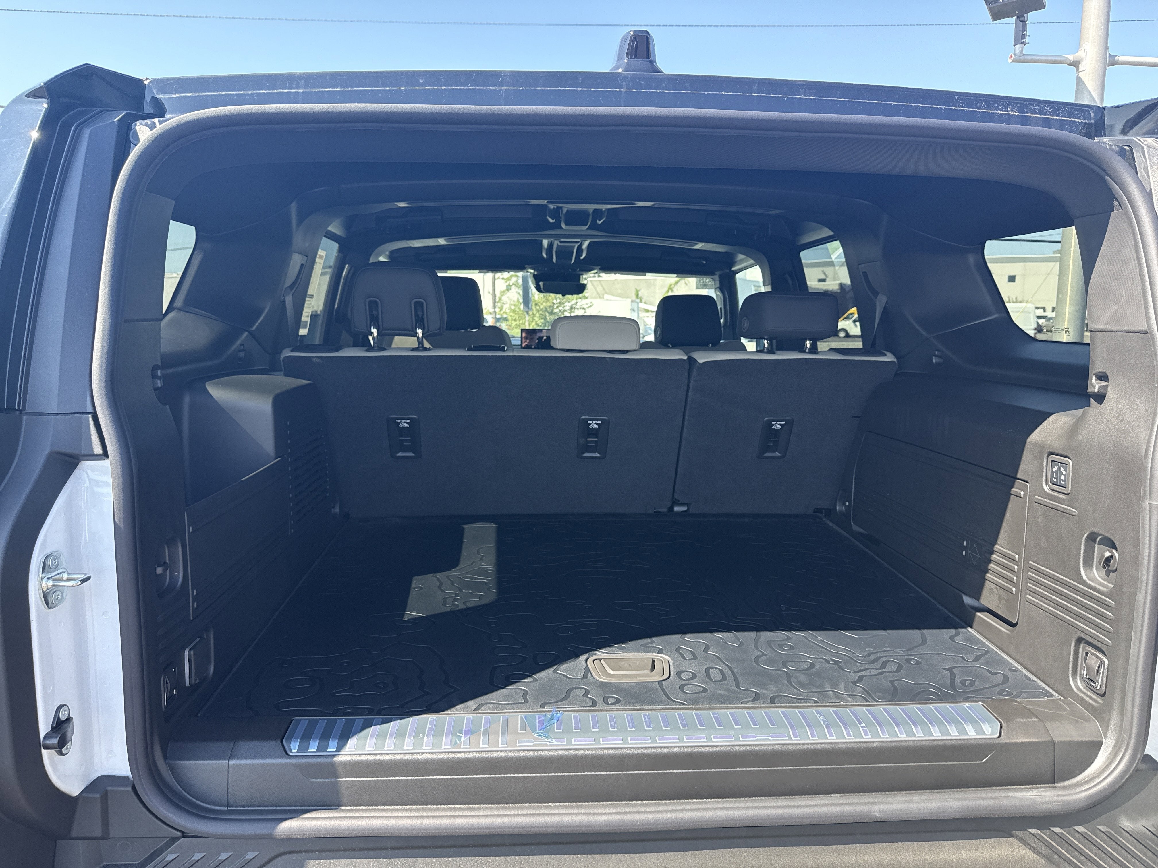 2026 GMC HUMMER EV SUV 2X