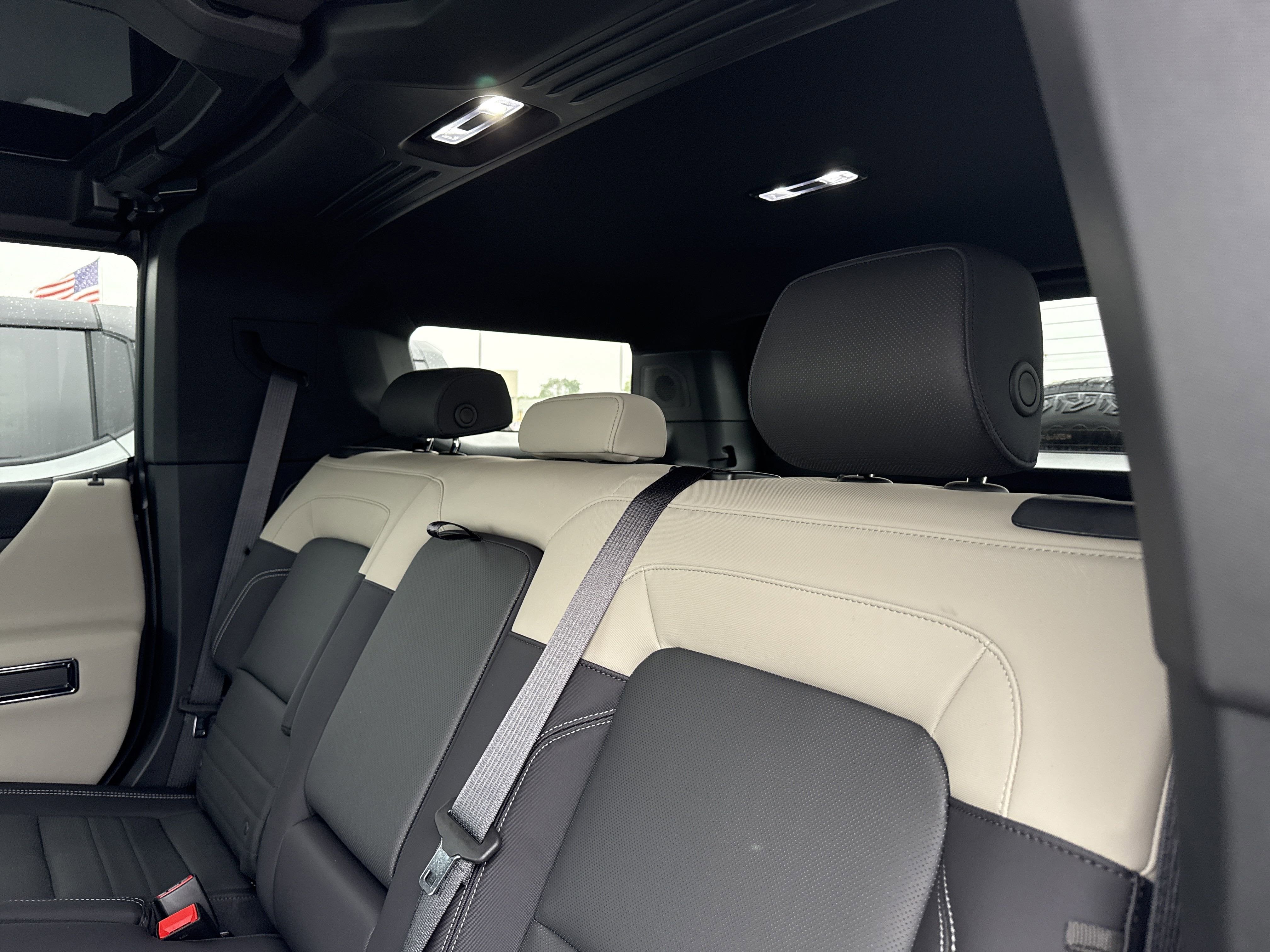 2026 GMC HUMMER EV SUV 2X