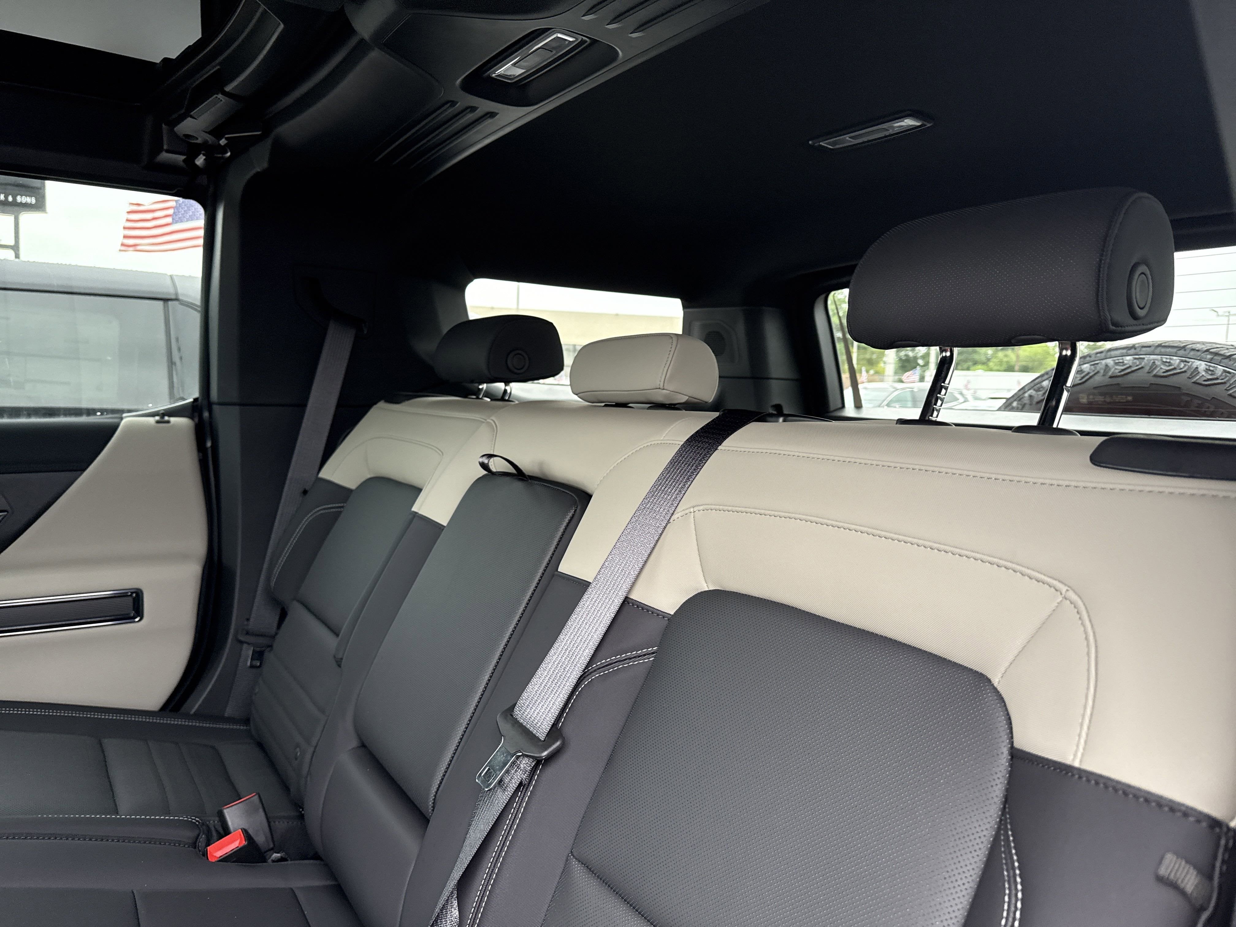 2026 GMC HUMMER EV SUV 2X