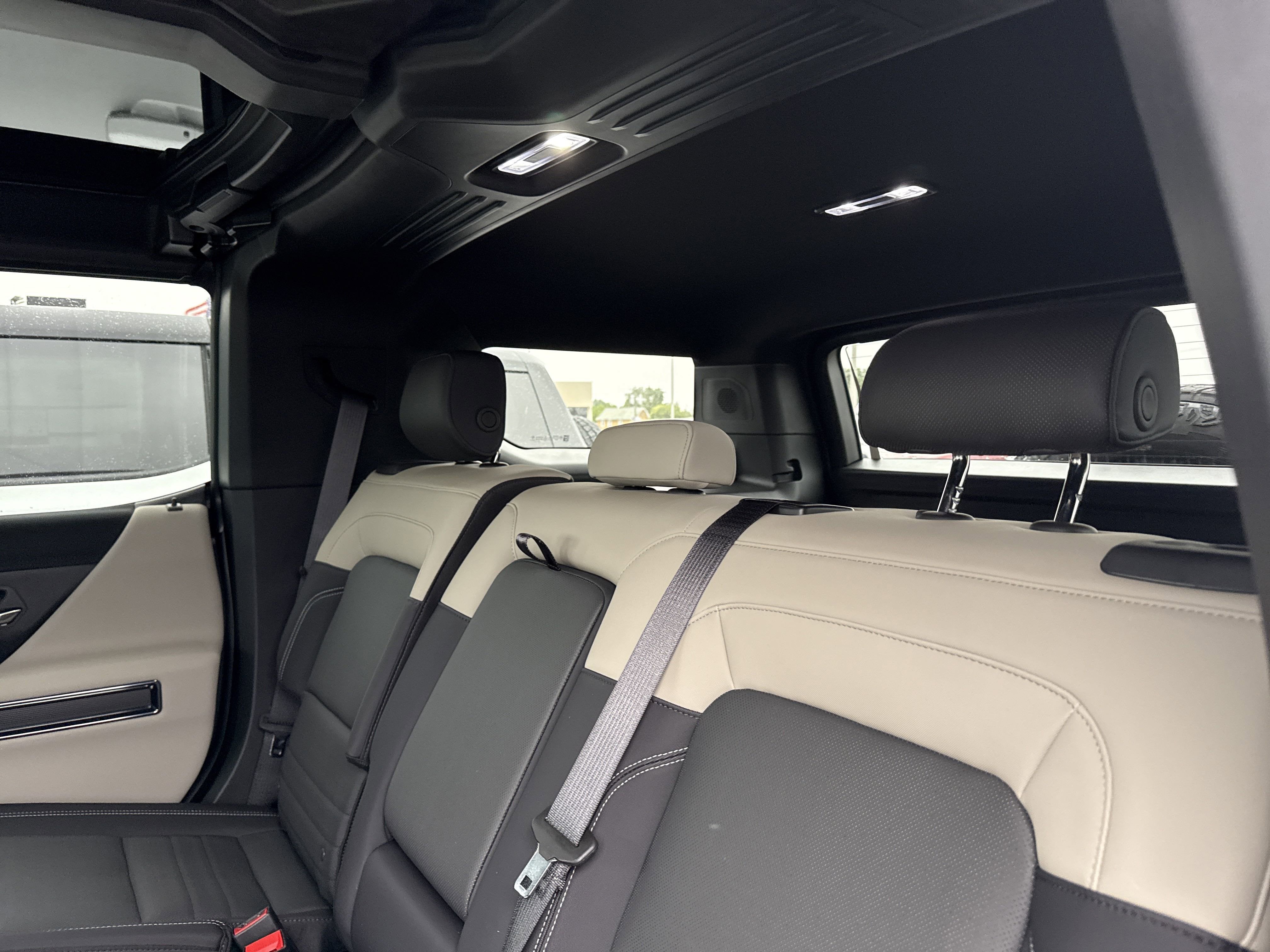 2026 GMC HUMMER EV SUV 2X