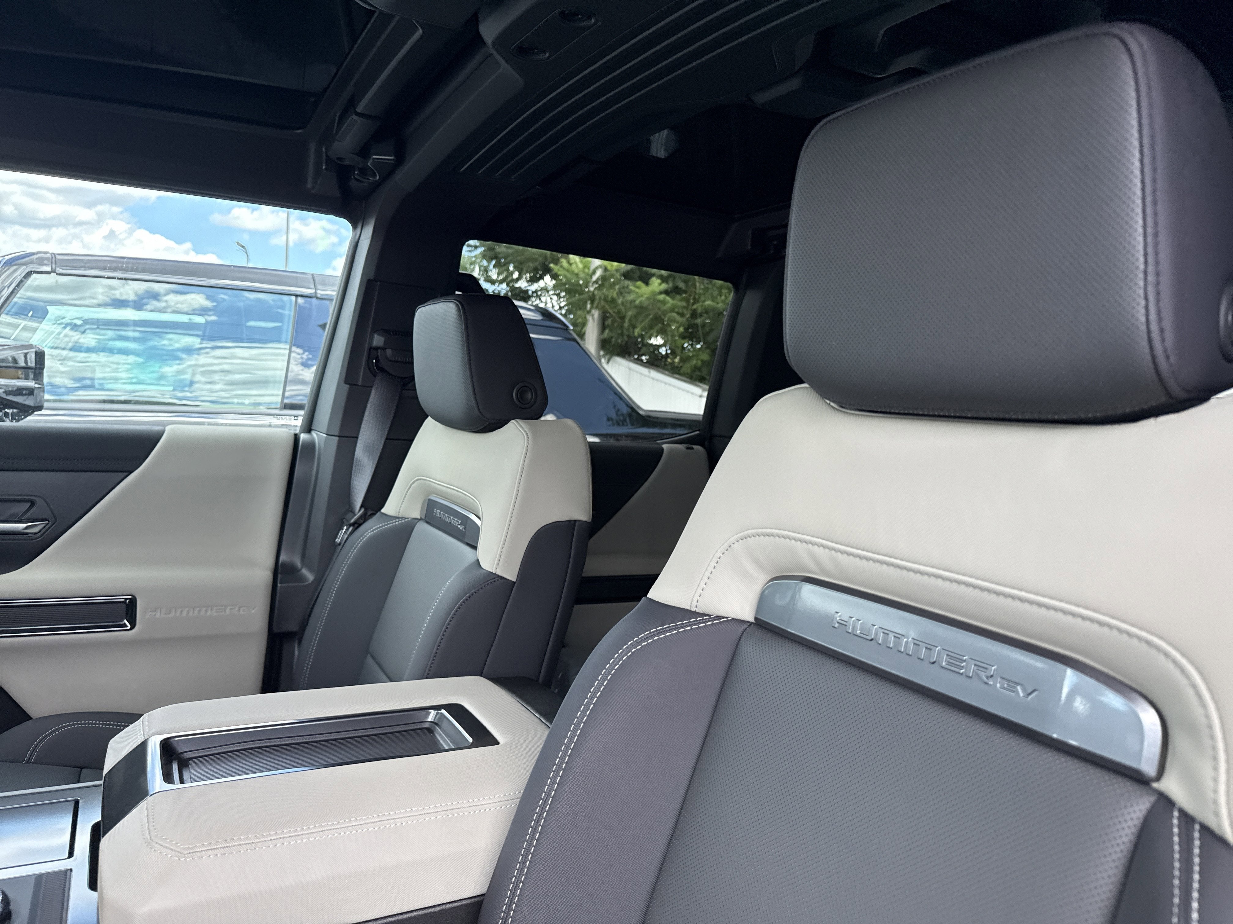 2026 GMC HUMMER EV SUV 2X