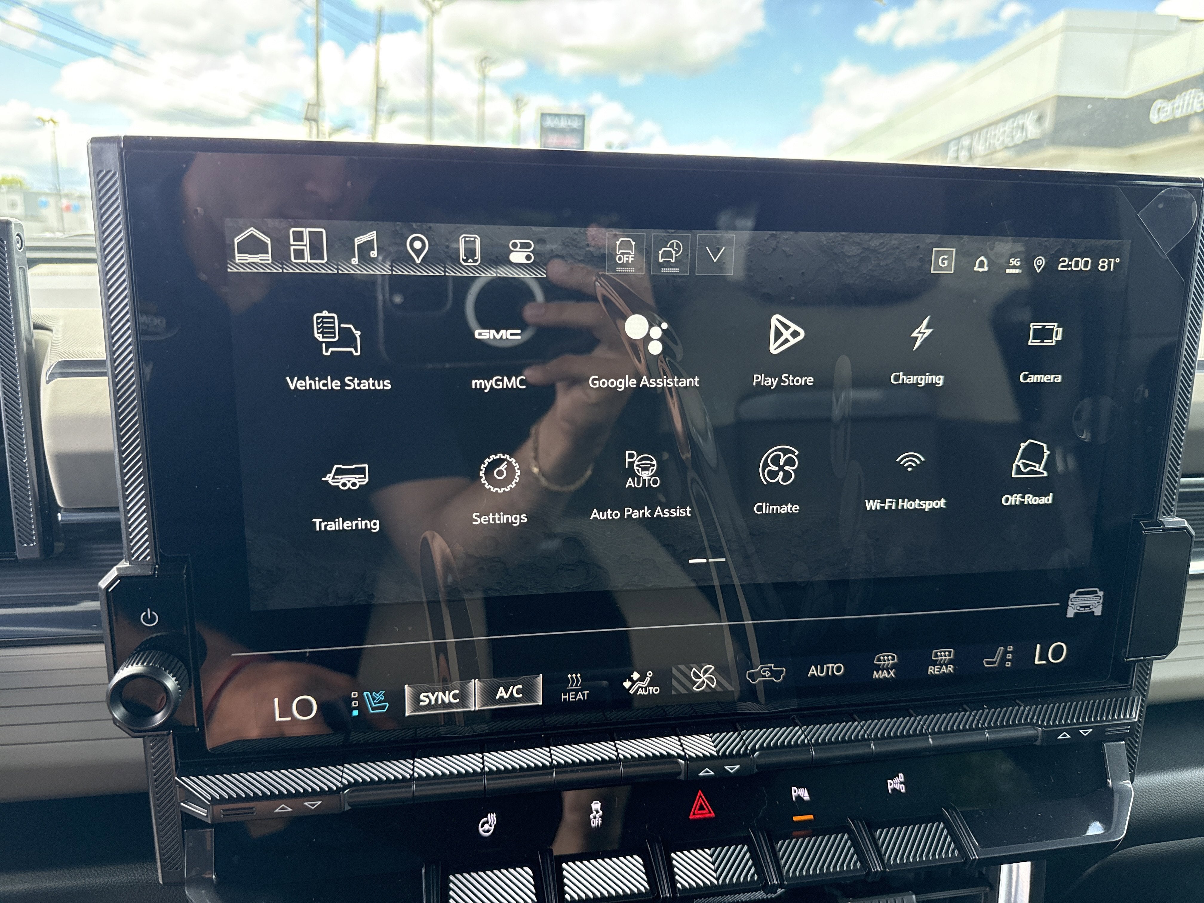 2026 GMC HUMMER EV SUV 2X