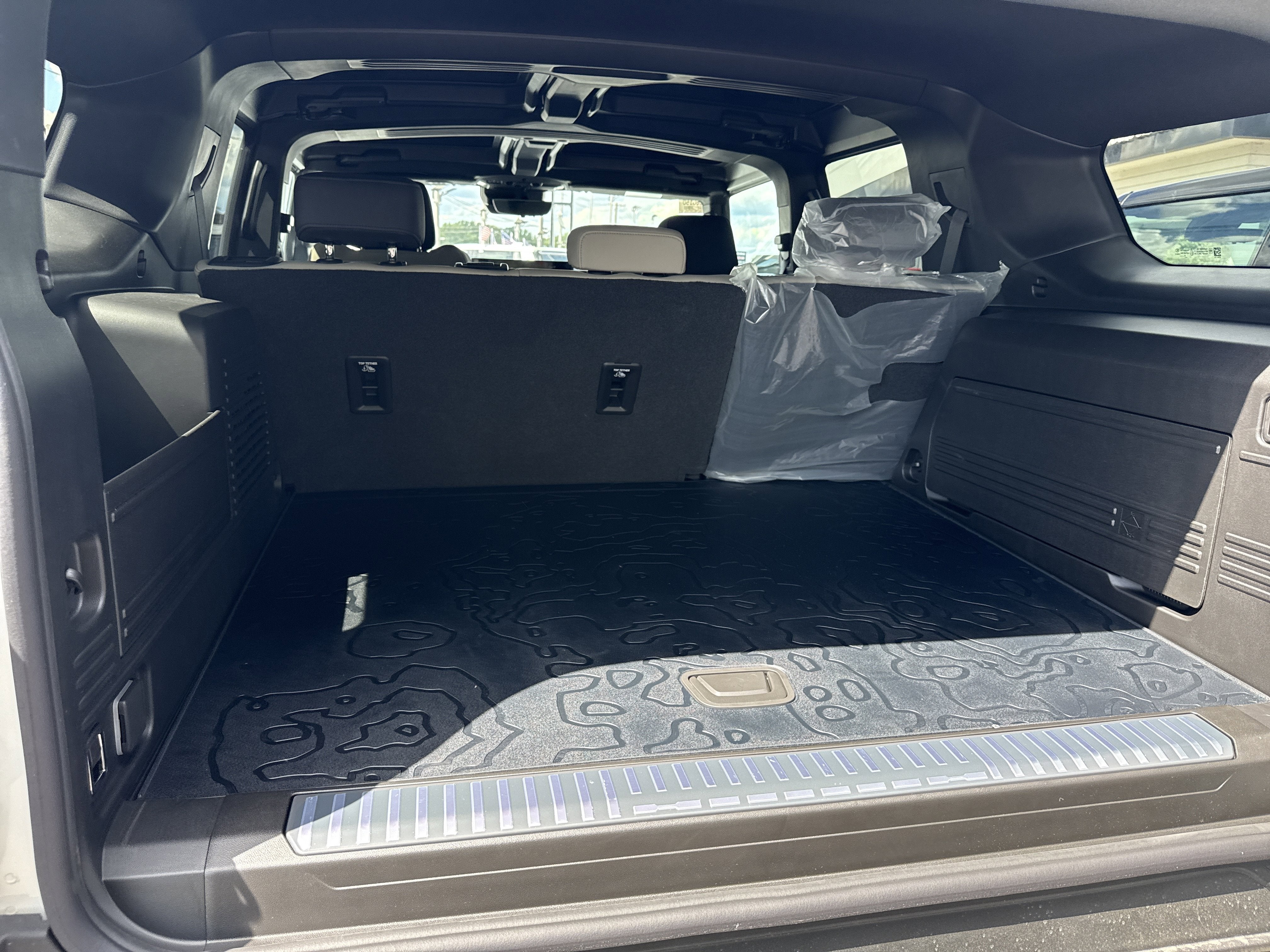 2026 GMC HUMMER EV SUV 2X