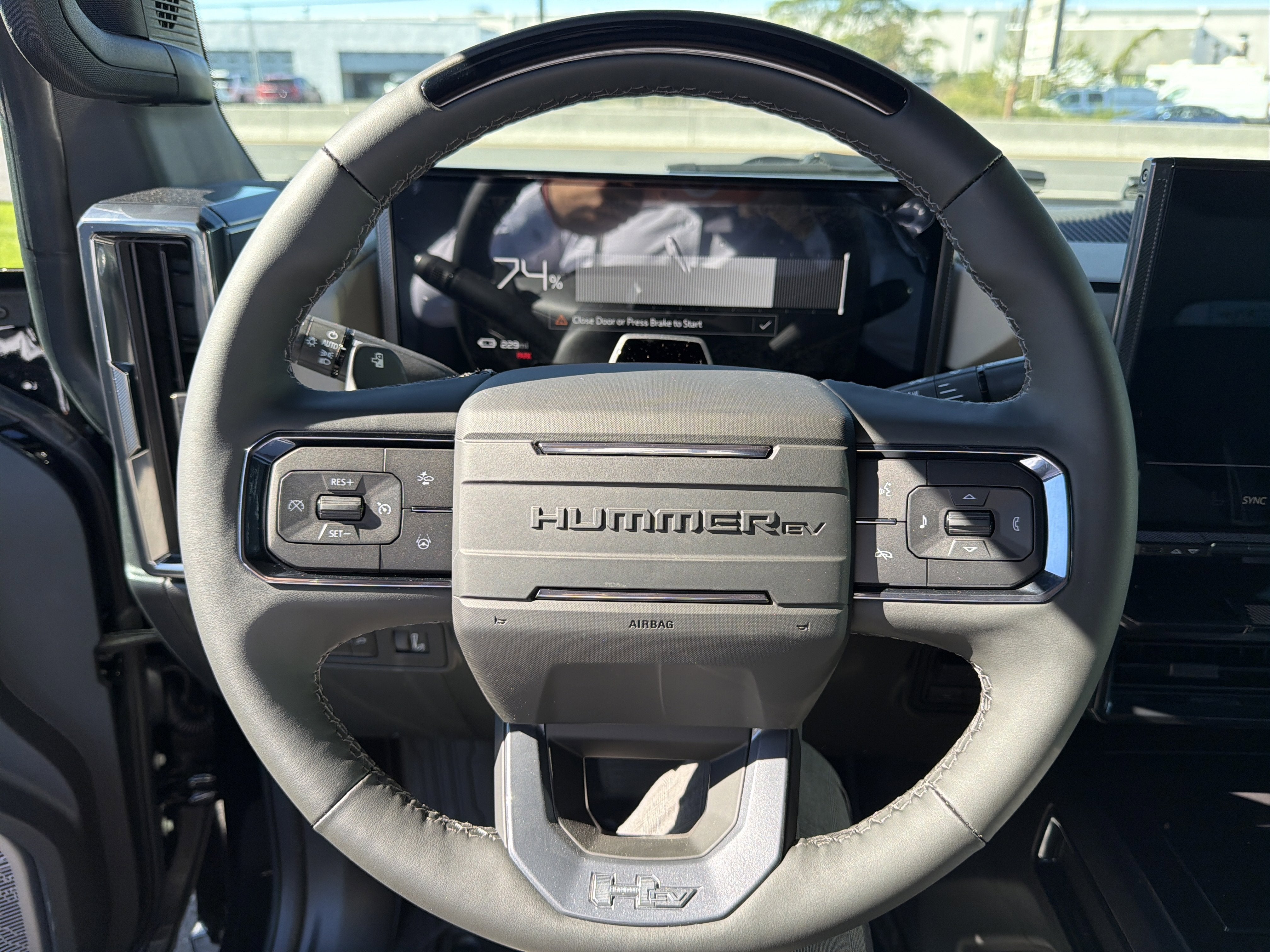 2026 GMC HUMMER EV SUV 2X