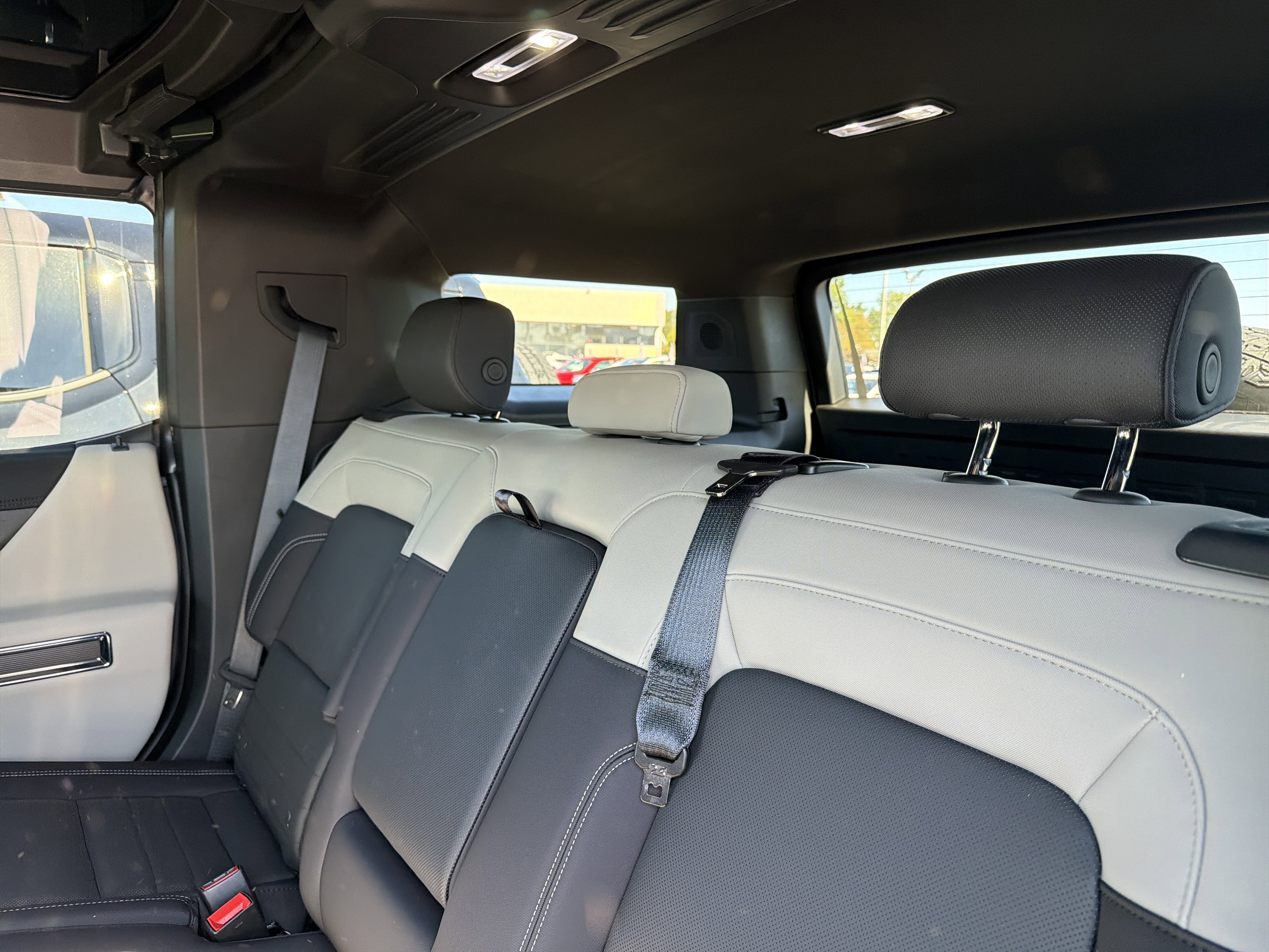 2026 GMC HUMMER EV SUV 2X