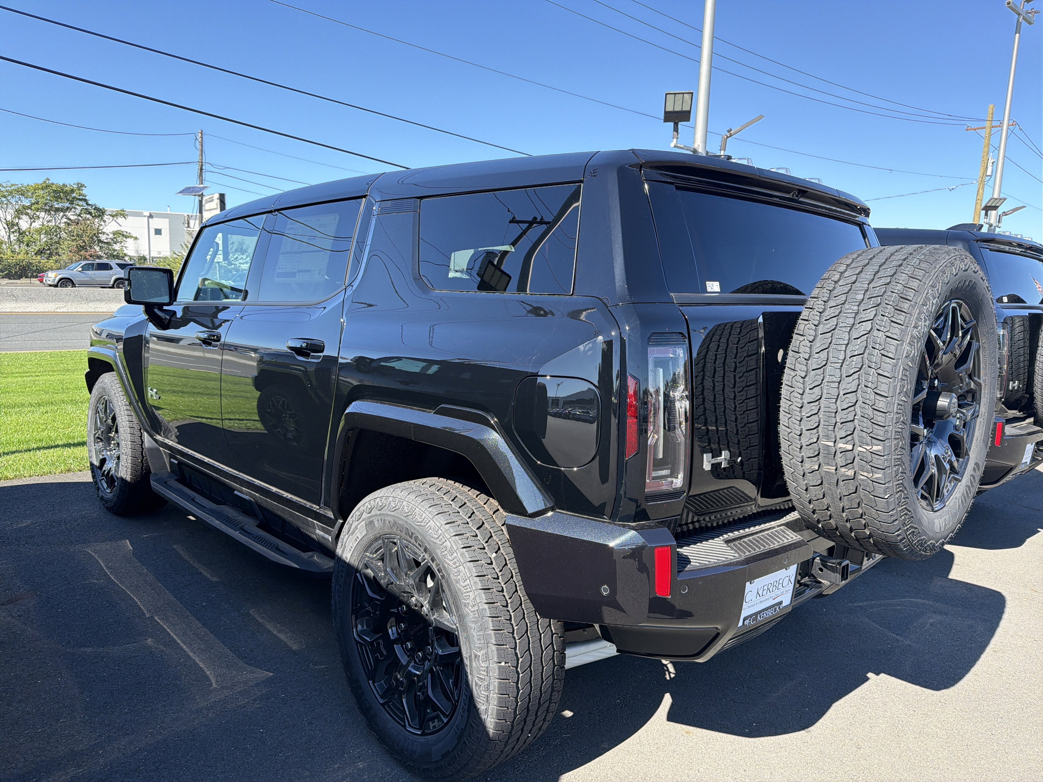 2026 GMC HUMMER EV SUV 2X