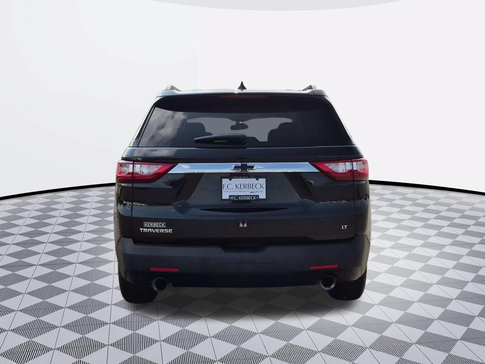 2021 Chevrolet Traverse LT Cloth