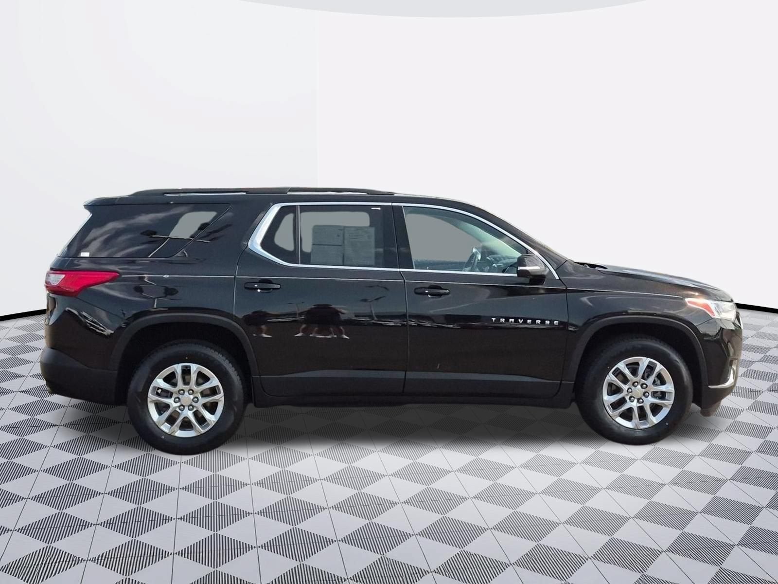 2021 Chevrolet Traverse LT Cloth