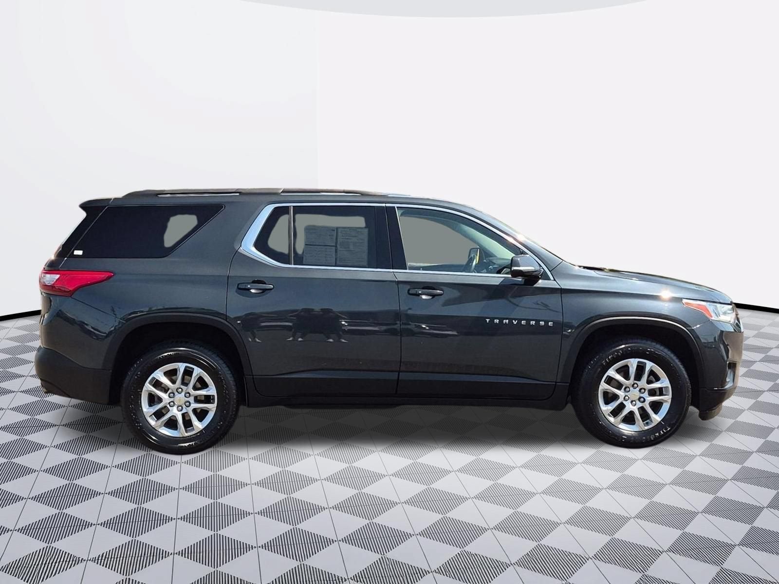 2019 Chevrolet Traverse LT Cloth