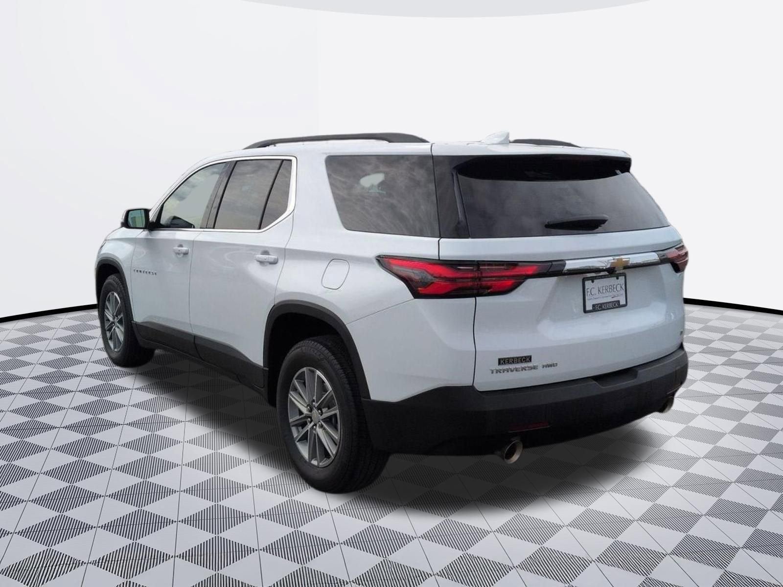 2023 Chevrolet Traverse LT Cloth
