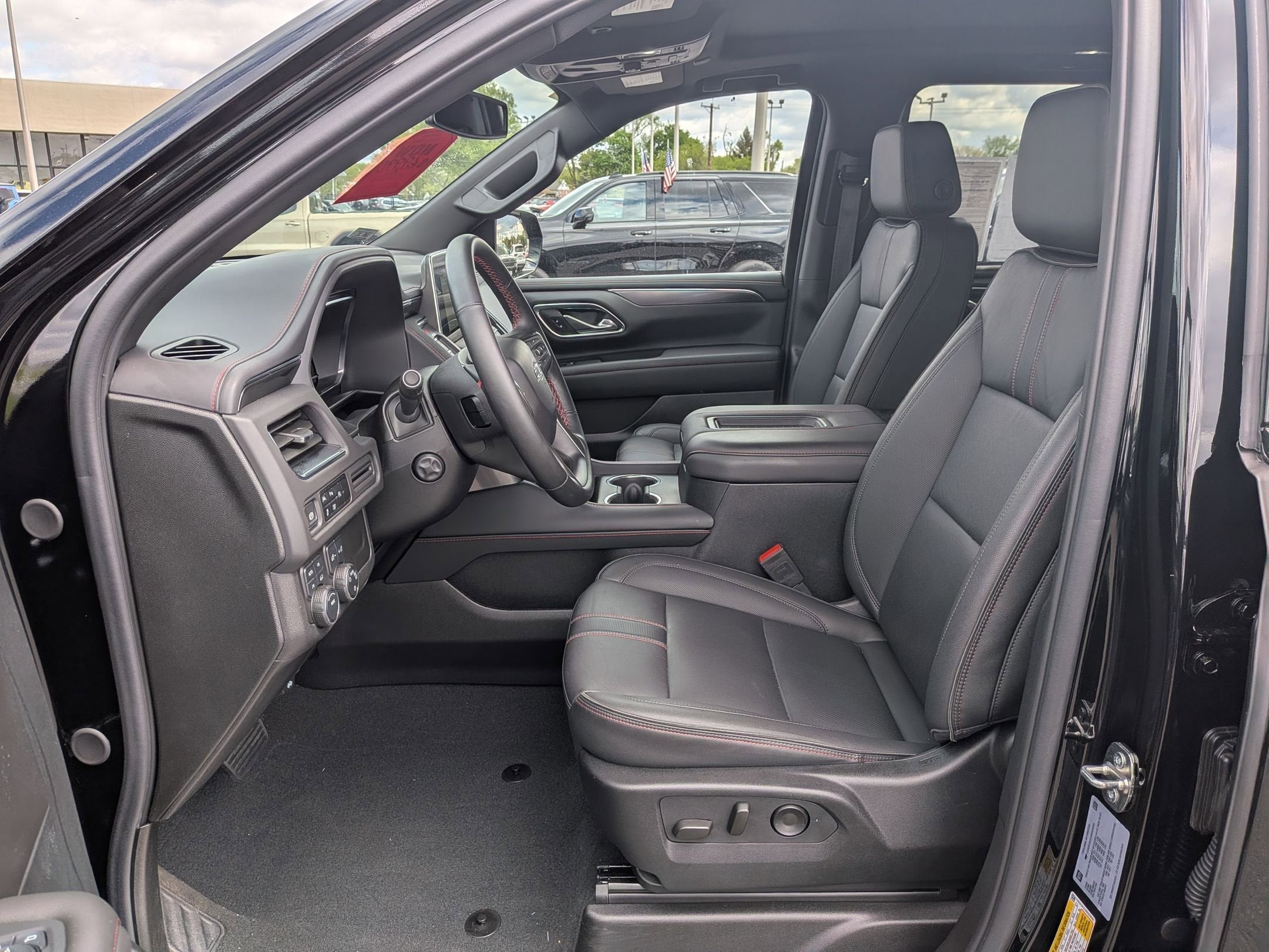 2024 Chevrolet Suburban RST