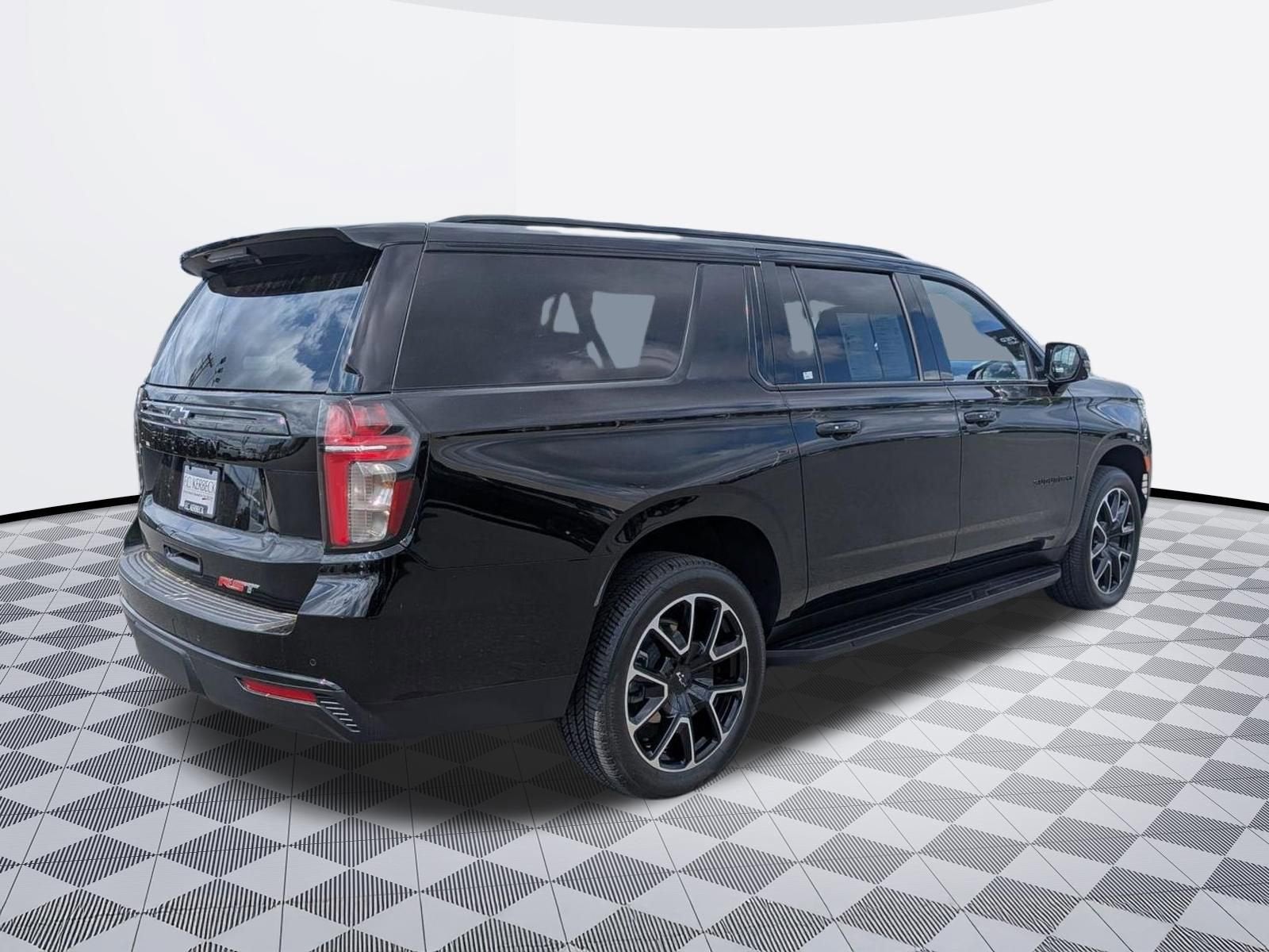 2024 Chevrolet Suburban RST