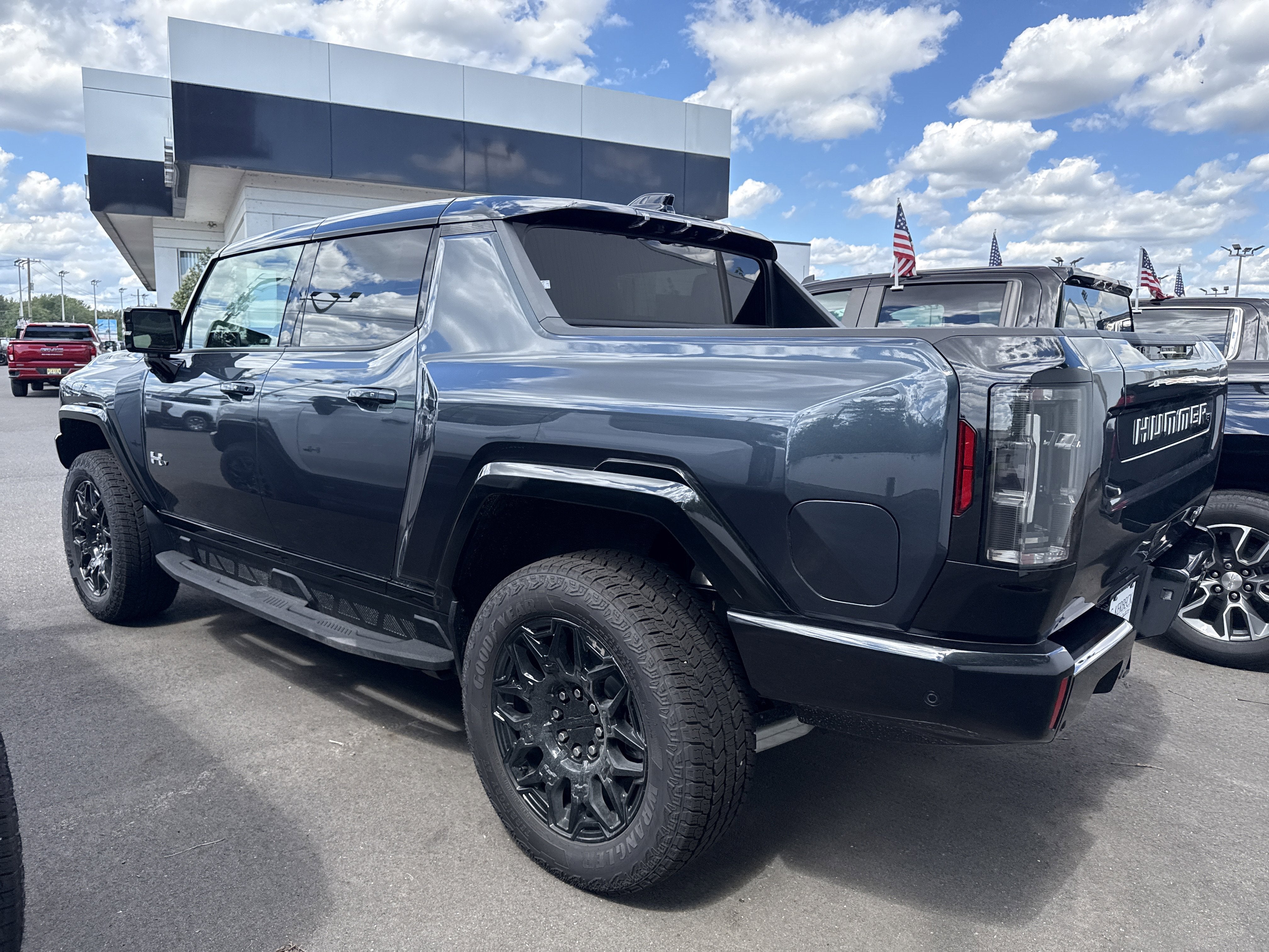 2026 GMC HUMMER EV Pickup 2X