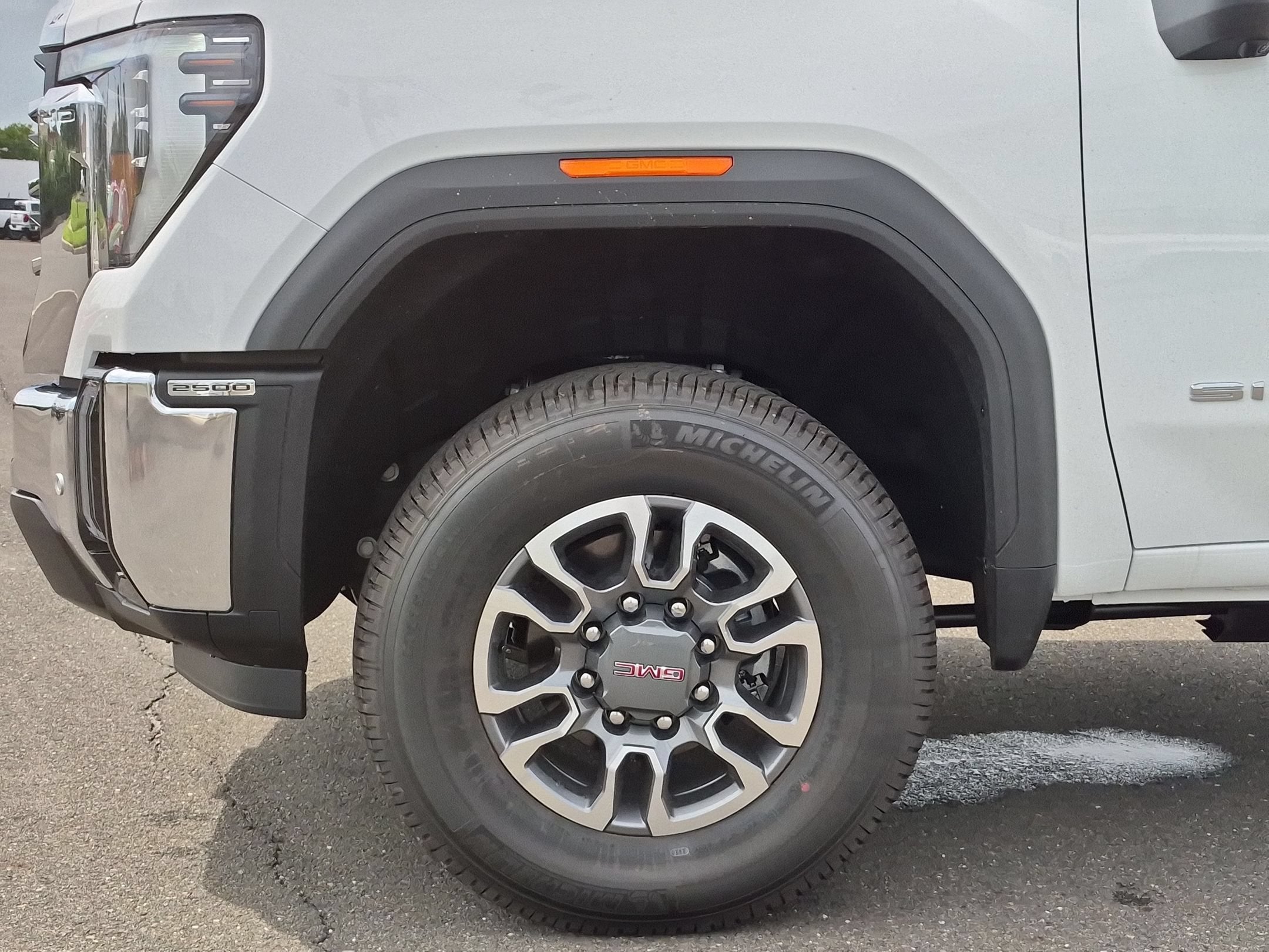 2026 GMC Sierra 2500 HD SLT