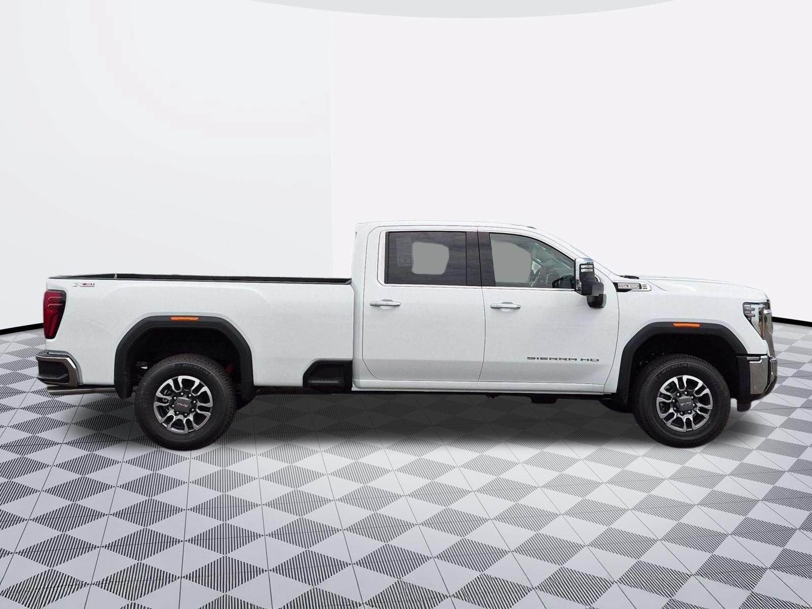 2026 GMC Sierra 2500 HD SLT