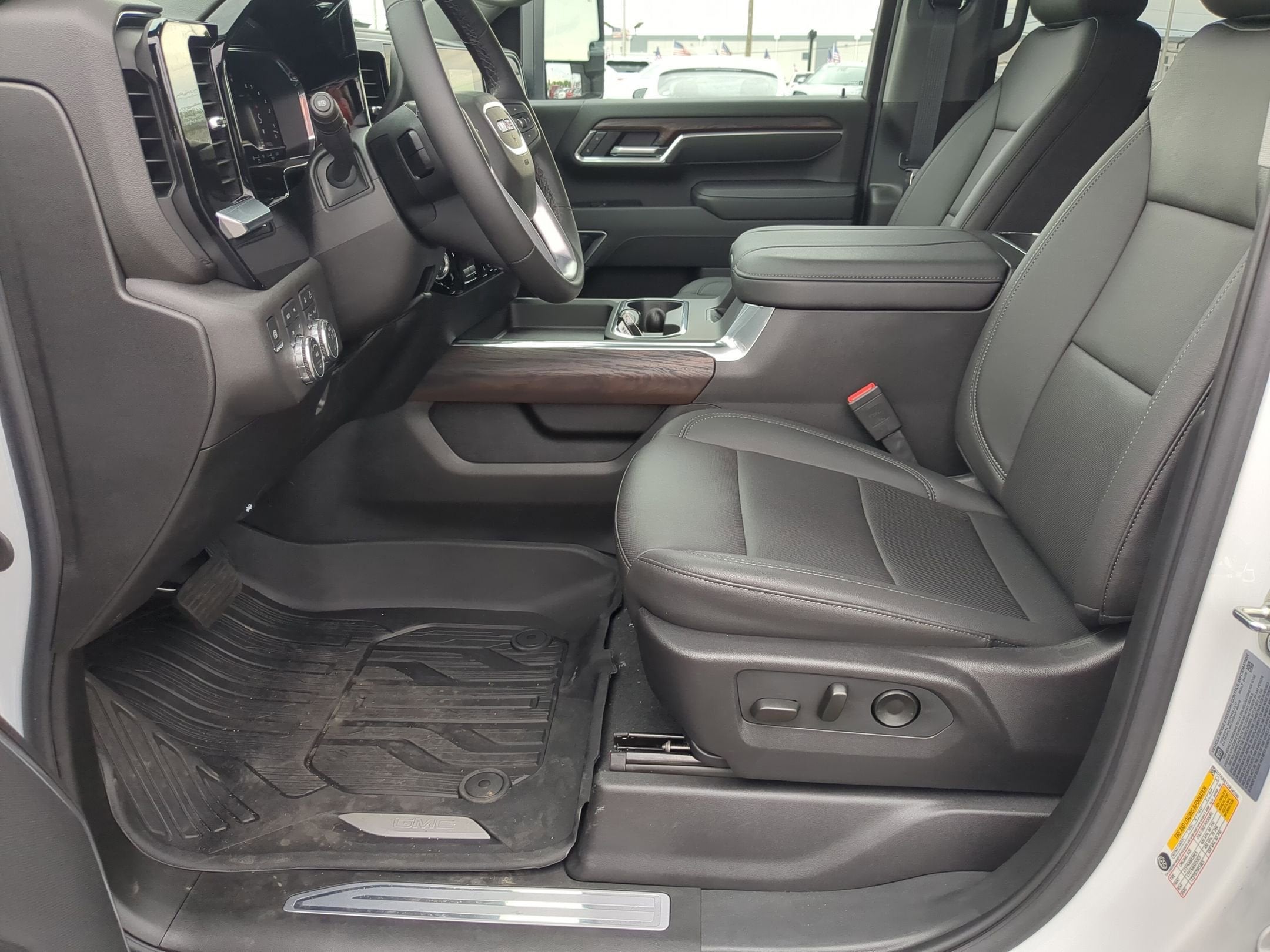 2025 GMC Sierra 2500 HD SLT