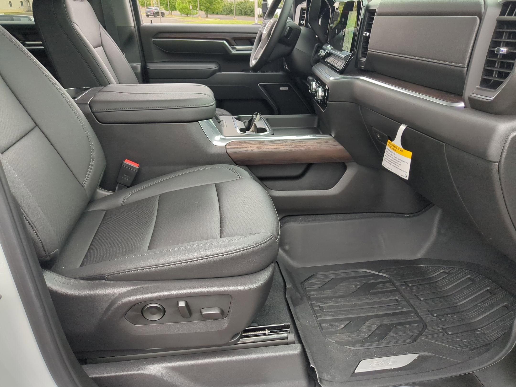 2025 GMC Sierra 2500 HD SLT