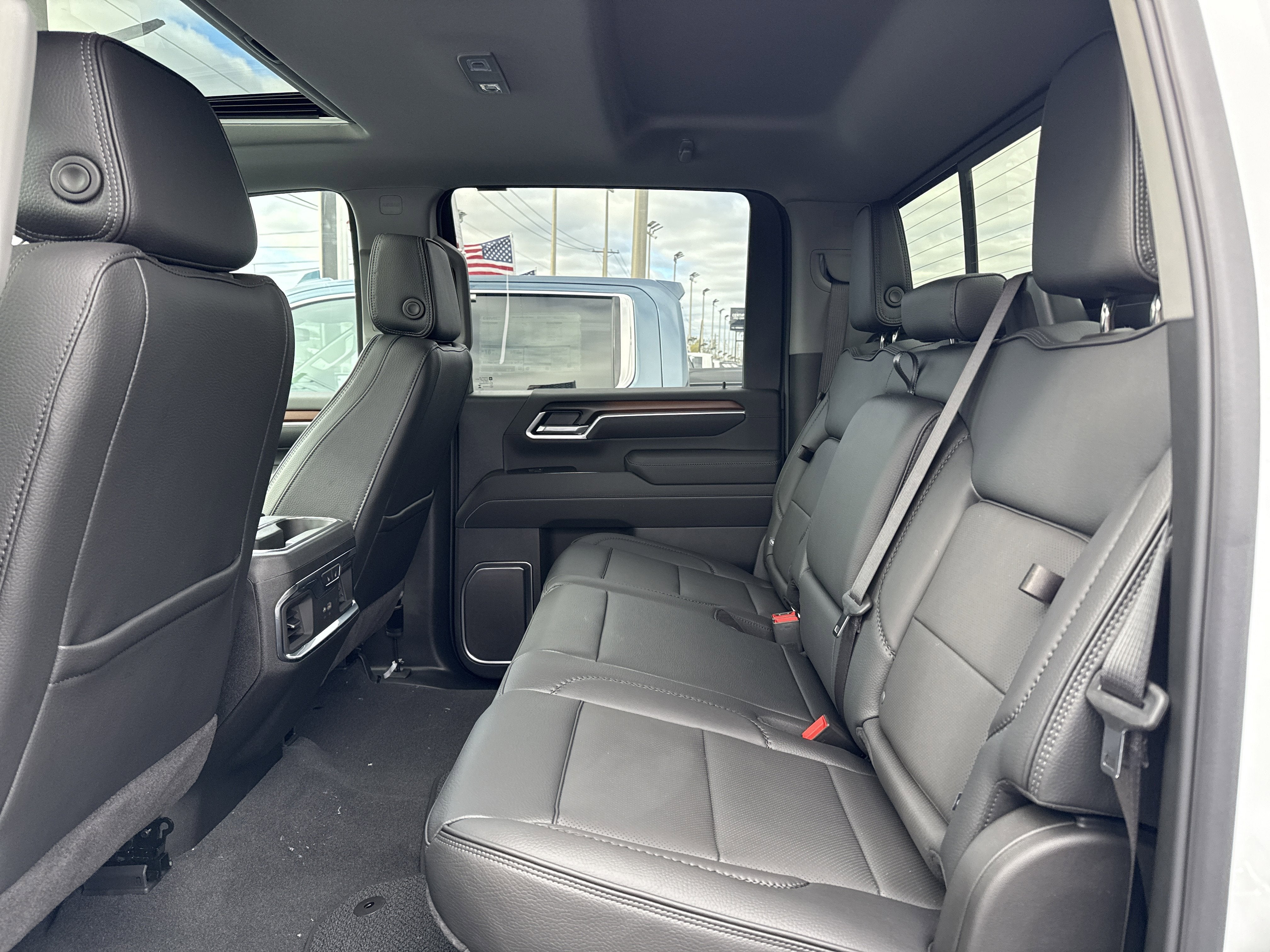 2025 GMC Sierra 2500 HD Denali