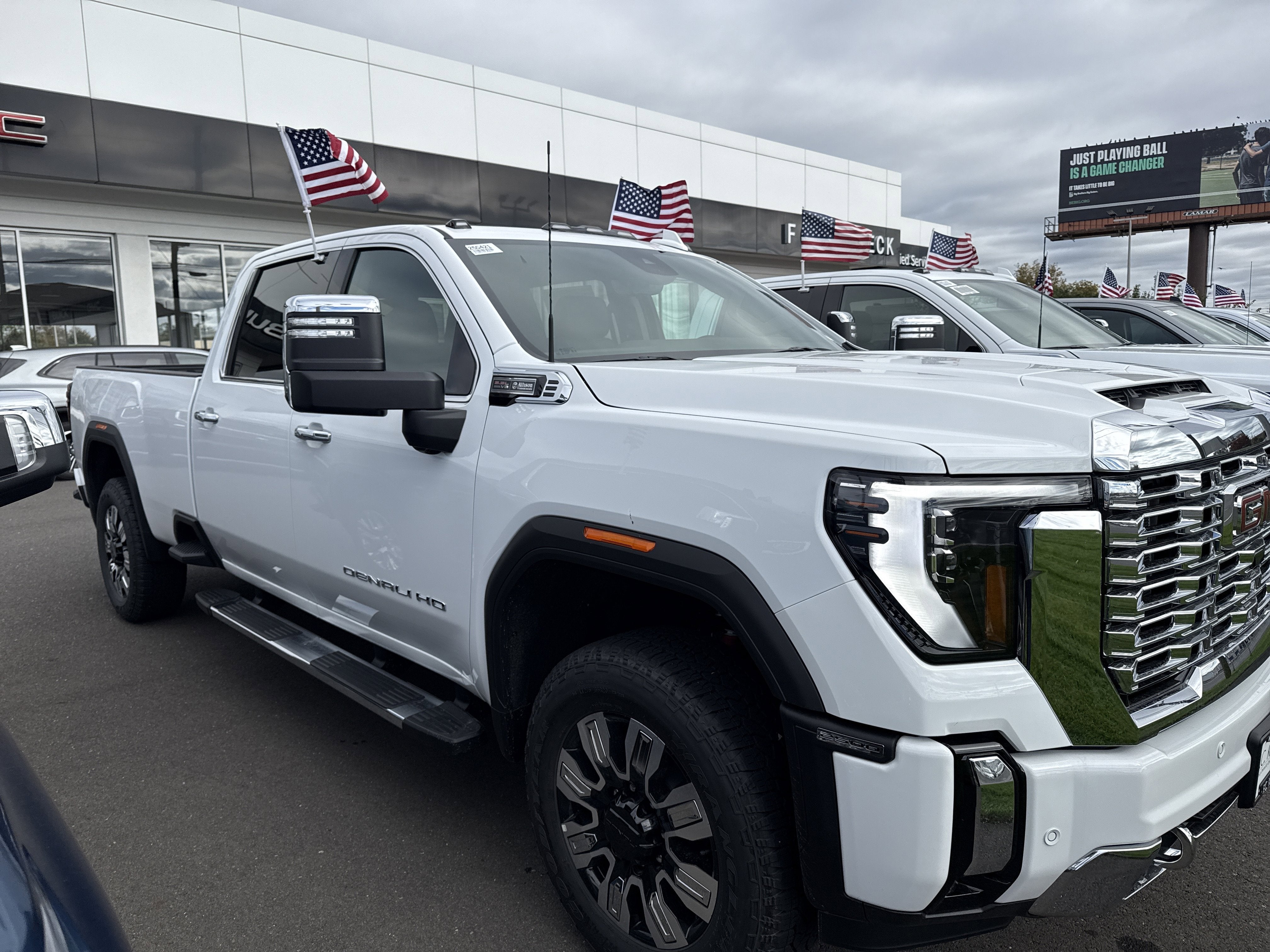 2025 GMC Sierra 2500 HD Denali