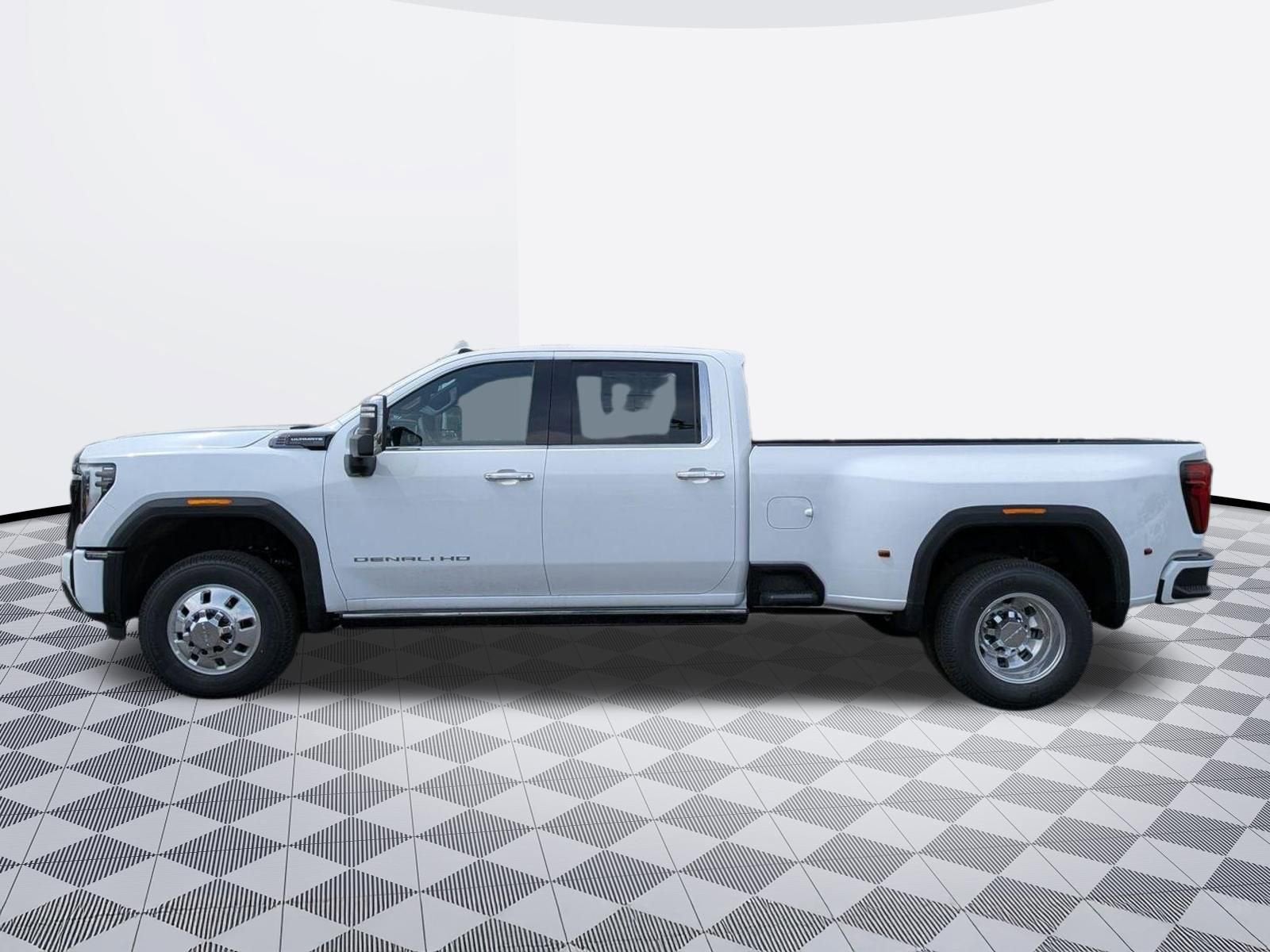 2026 GMC Sierra 3500 HD Denali Ultimate DRW