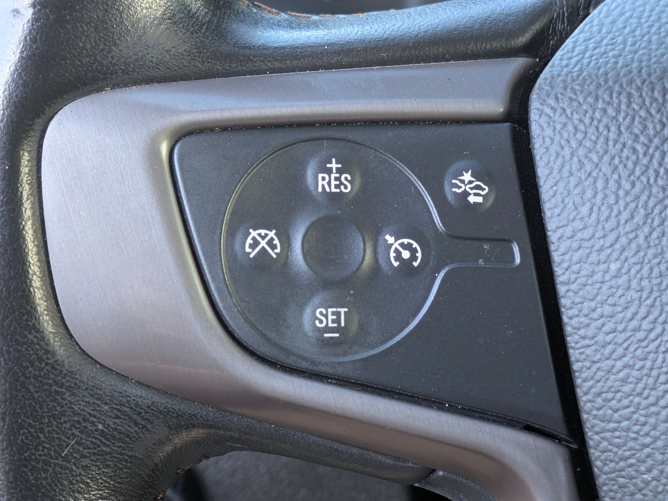 2022 GMC Canyon AT4 - Cloth