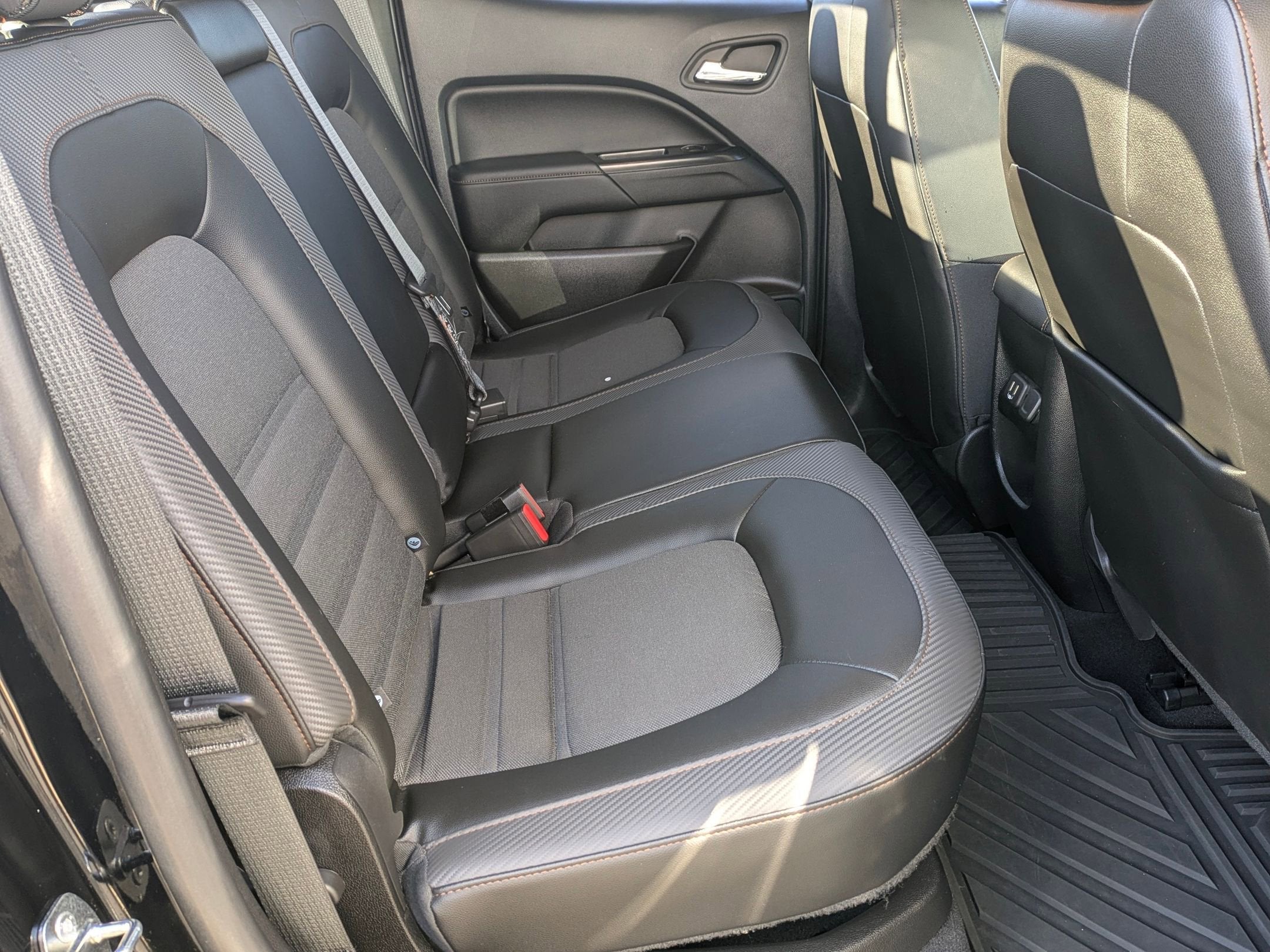 2022 GMC Canyon AT4 - Cloth