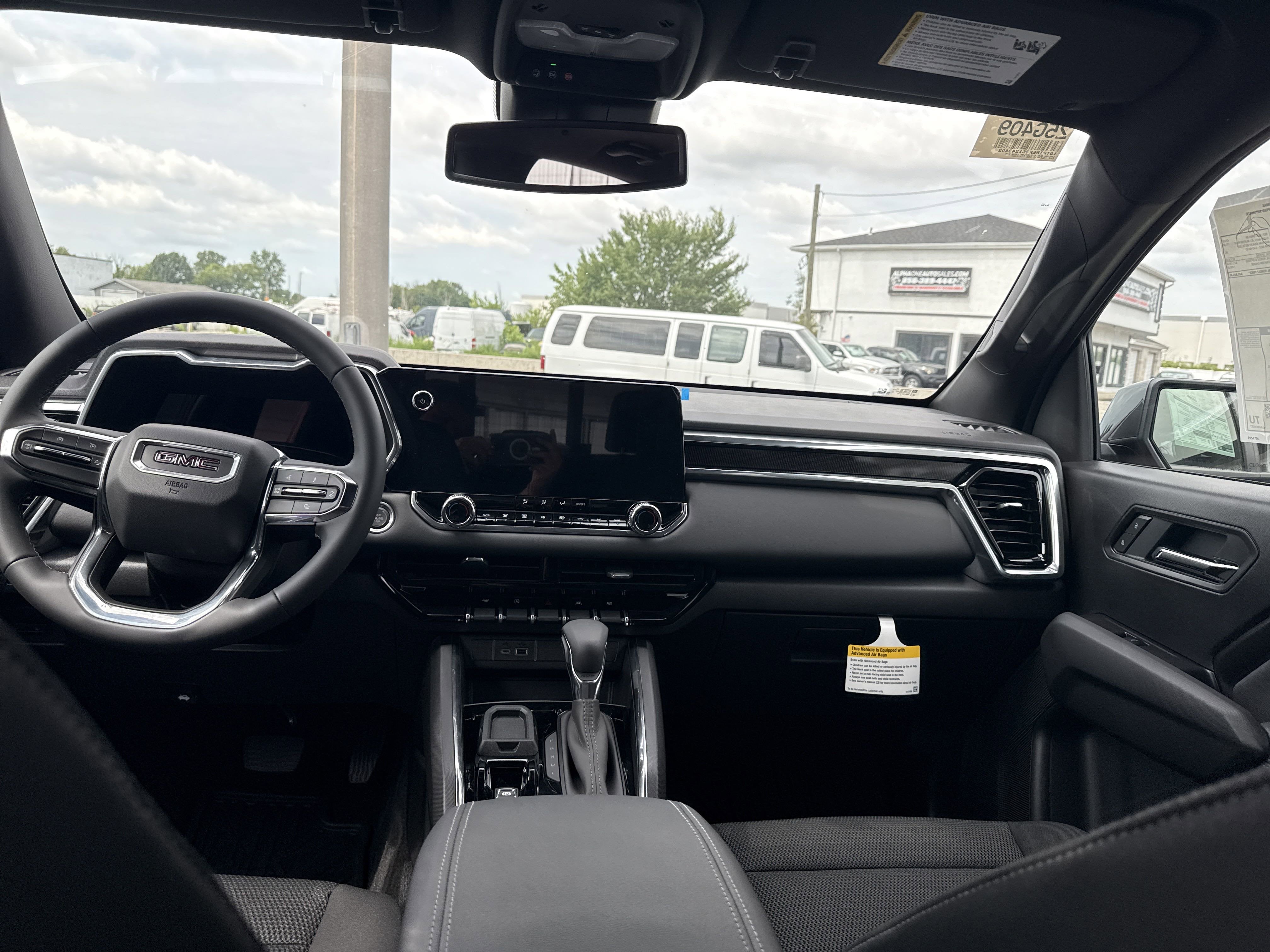 2025 GMC Canyon Elevation