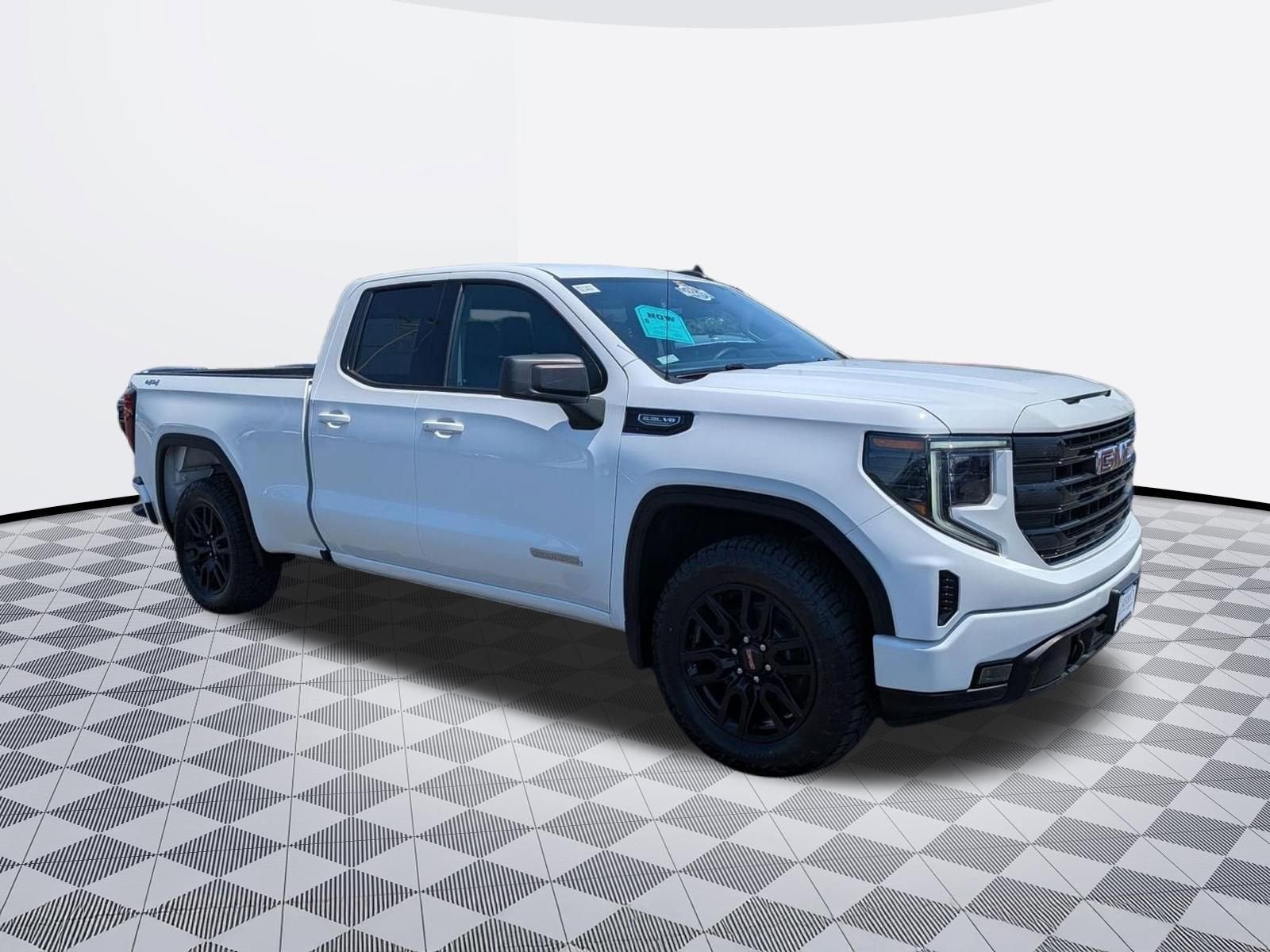 2023 GMC Sierra 1500 Elevation