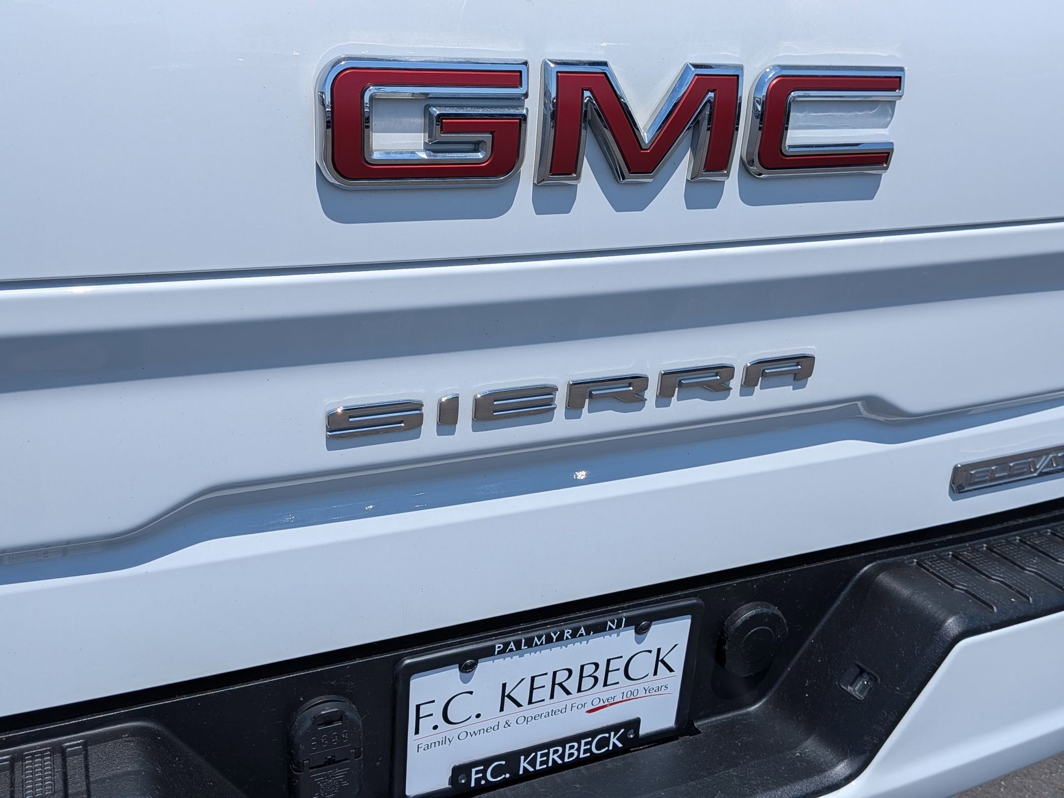 2023 GMC Sierra 1500 Elevation