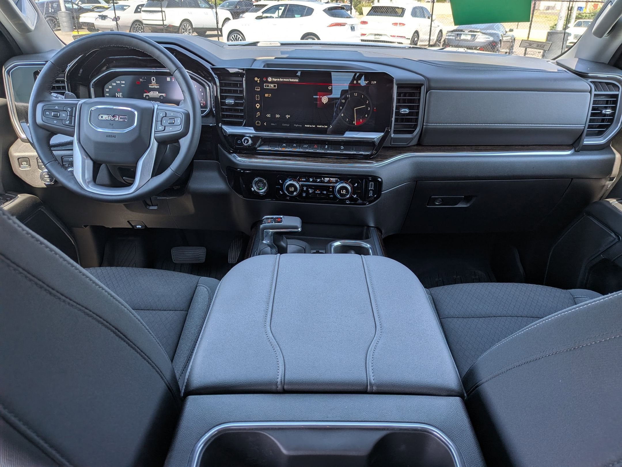 2023 GMC Sierra 1500 Elevation
