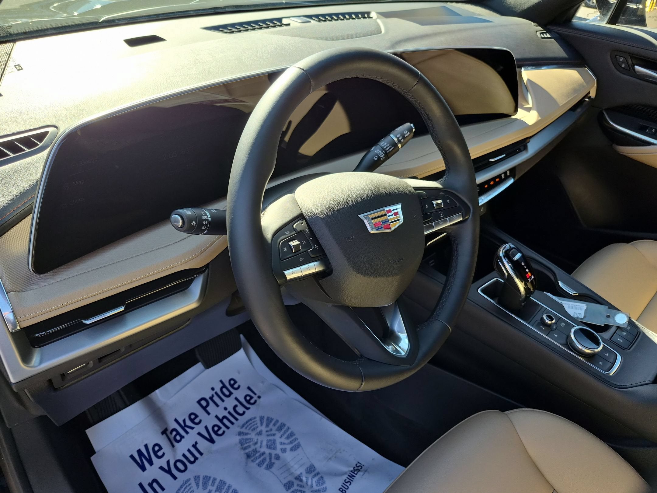2024 Cadillac XT4 Luxury