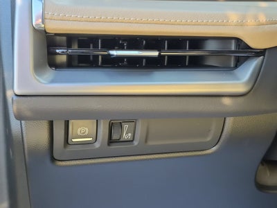 2024 Cadillac XT4 Luxury