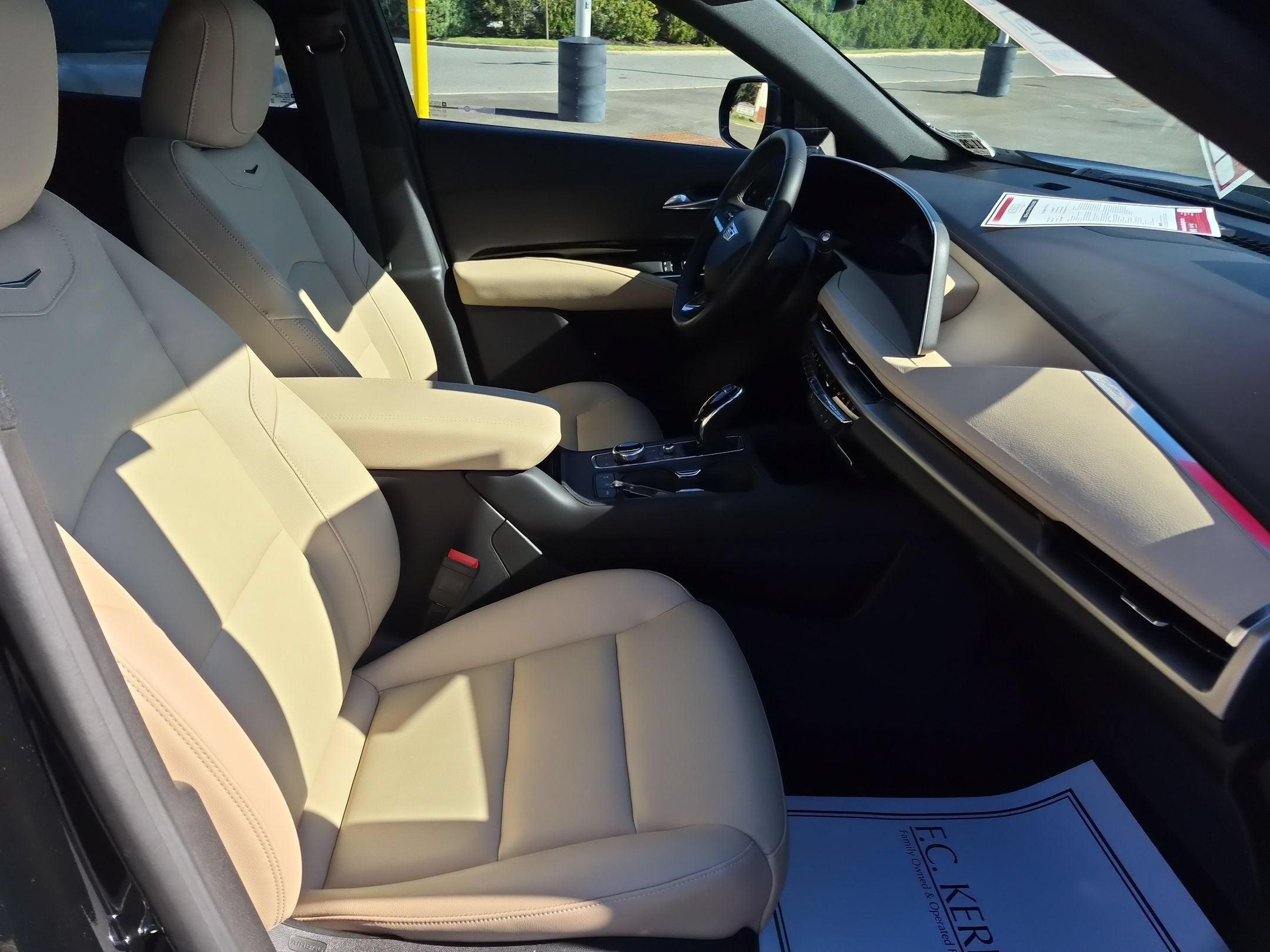 2024 Cadillac XT4 Luxury