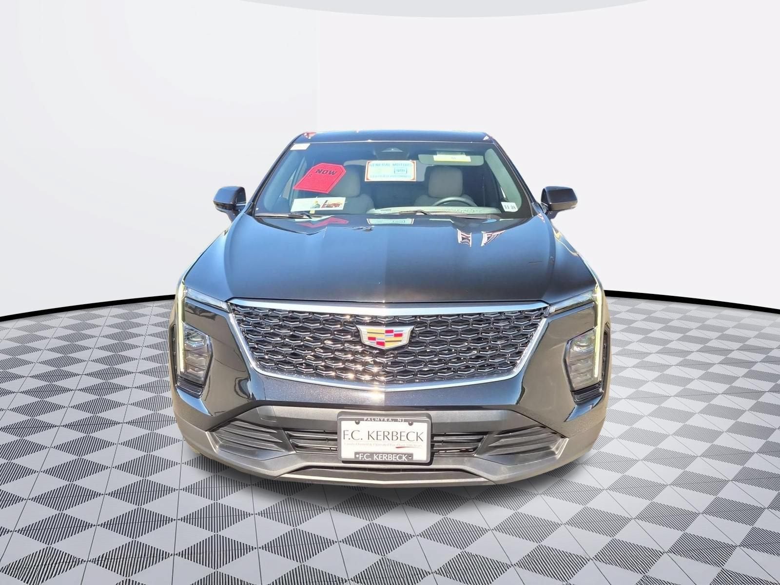 2024 Cadillac XT4 Luxury
