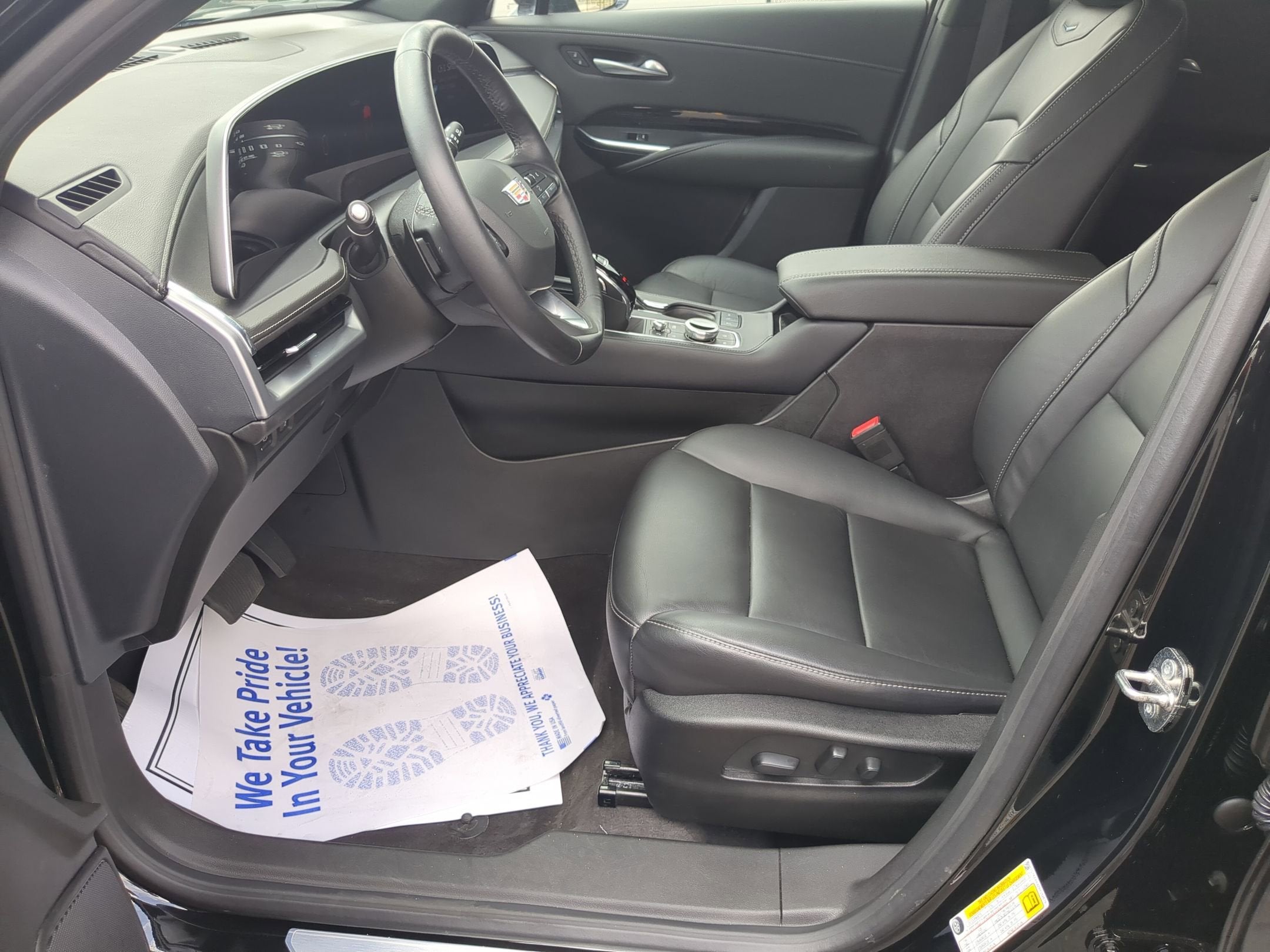 2024 Cadillac XT4 Luxury