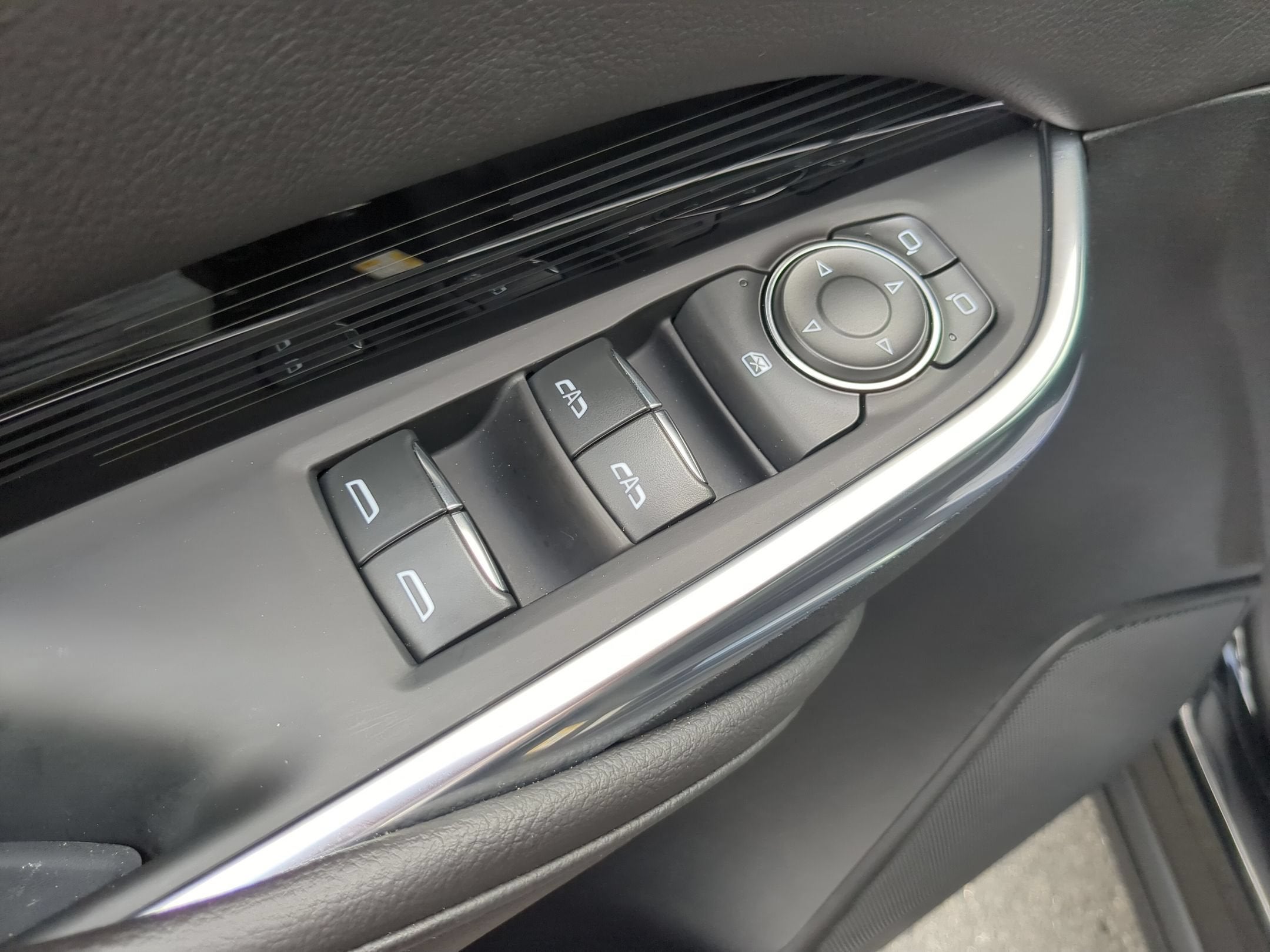 2024 Cadillac XT4 Luxury