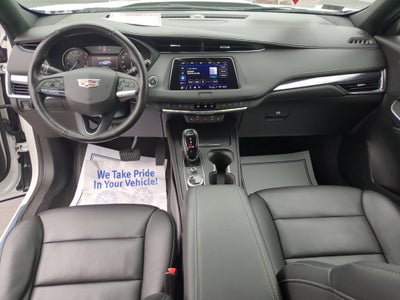 2022 Cadillac XT4 Luxury